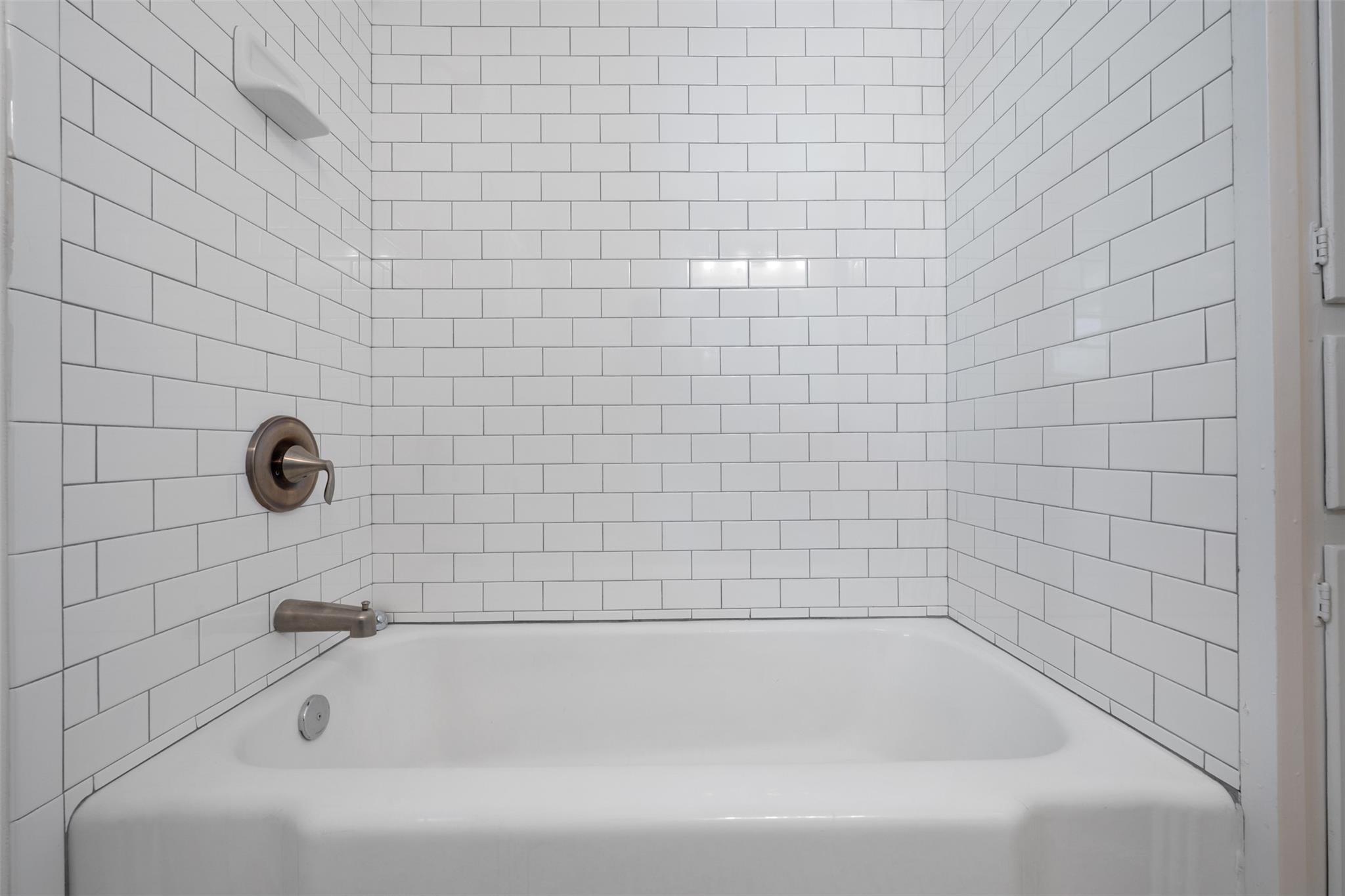 5507 Mapleleaf Dr, Austin, TX 78723