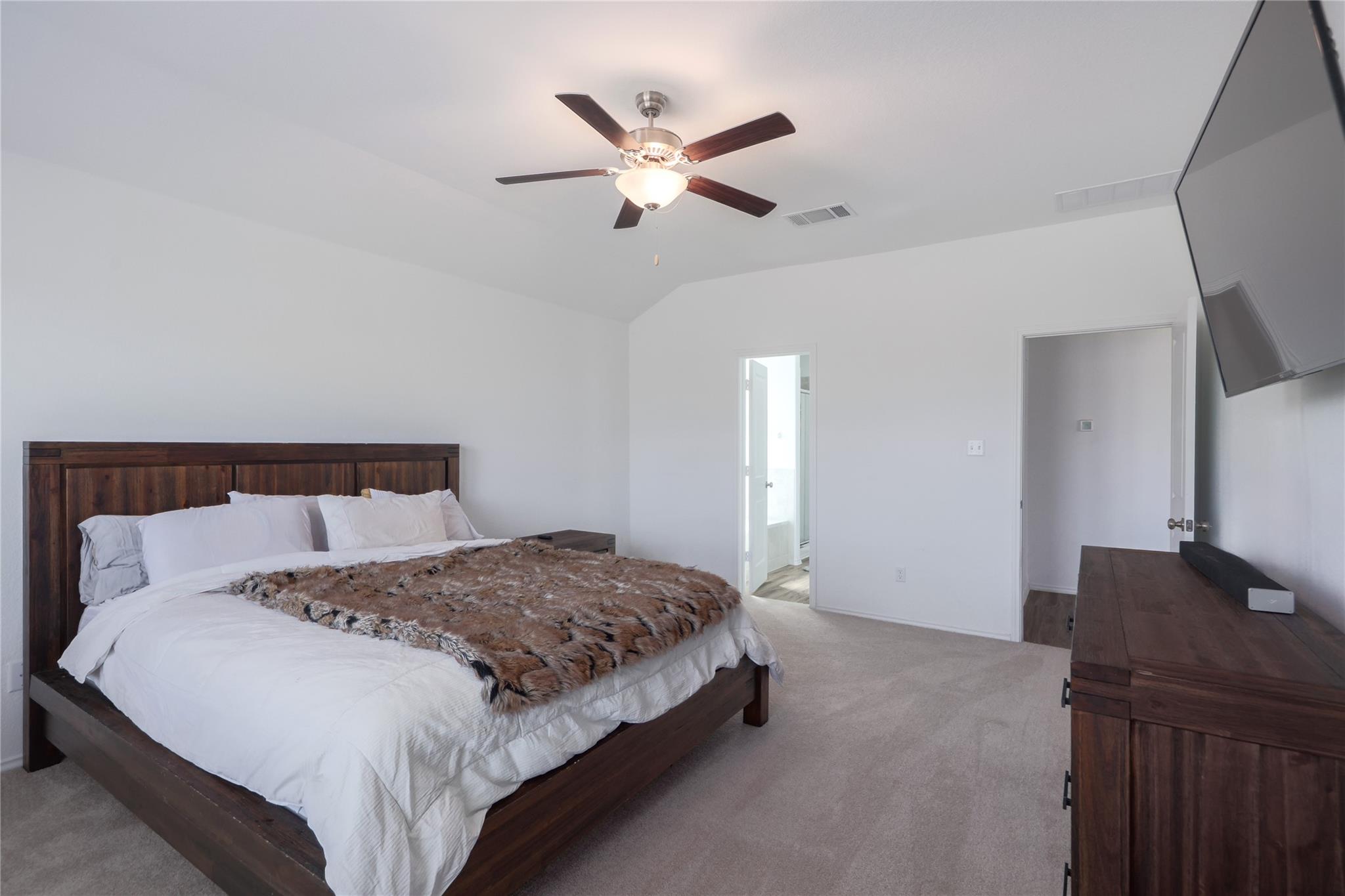 108 Red Buckeye St, Hutto, TX 78634