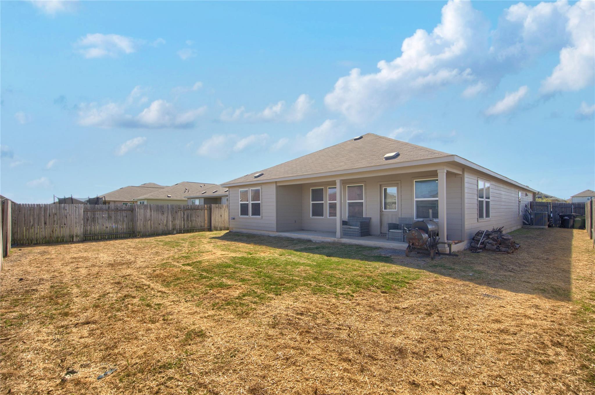 108 Red Buckeye St, Hutto, TX 78634