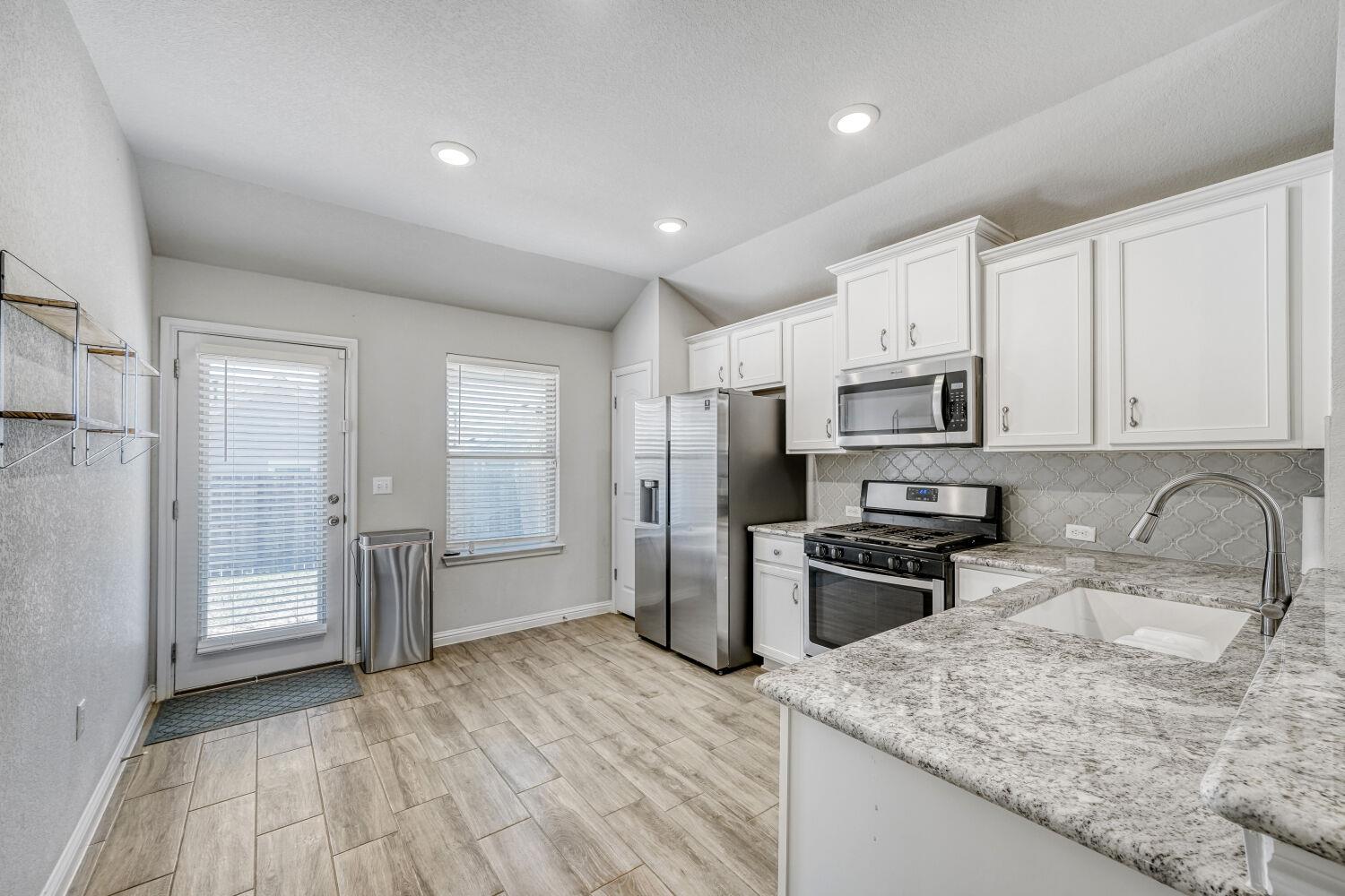 8303 Cottage Rose Dr, Austin, TX 78744