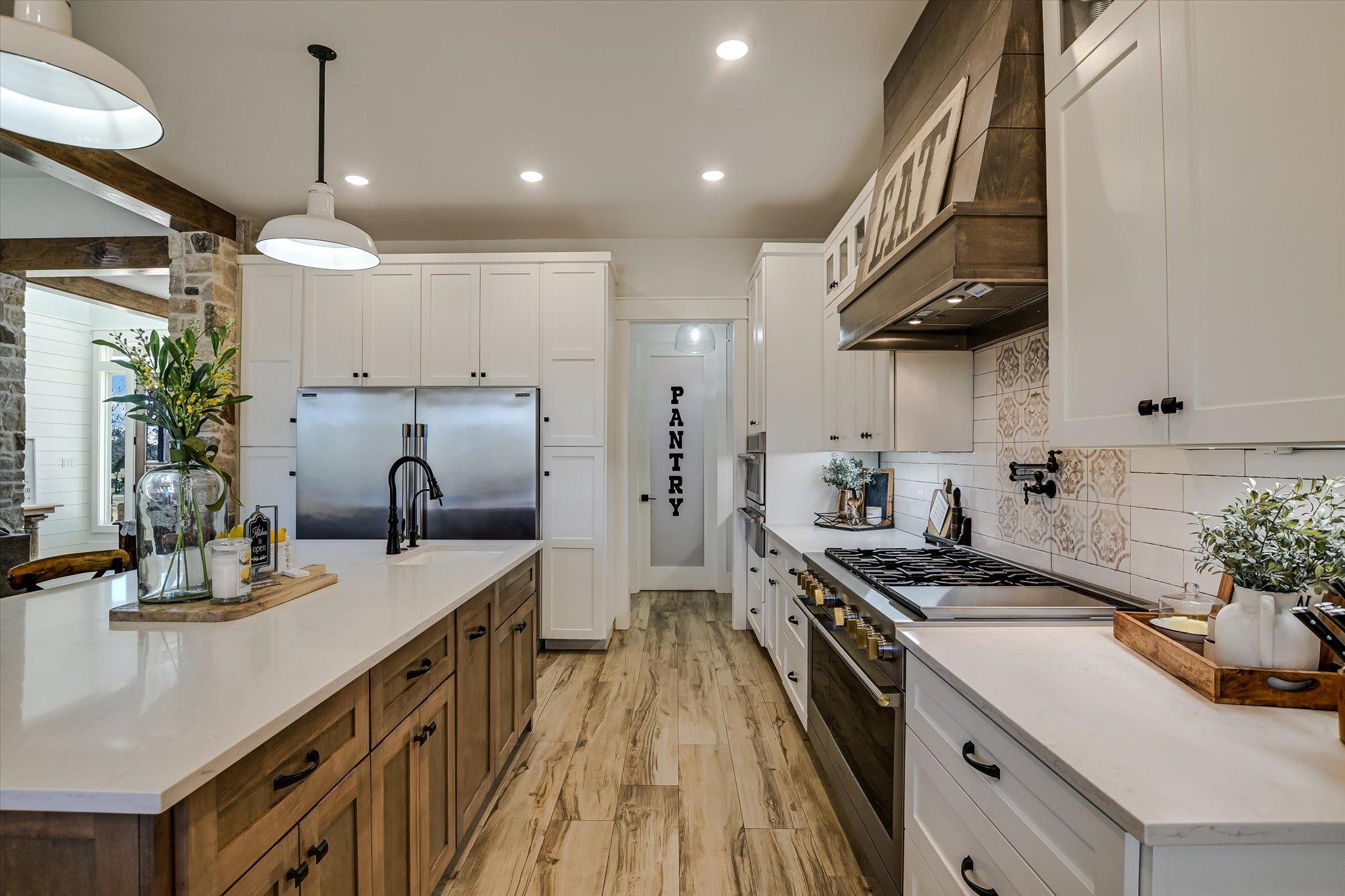 224 Foust Dr, Liberty Hill, TX 78642