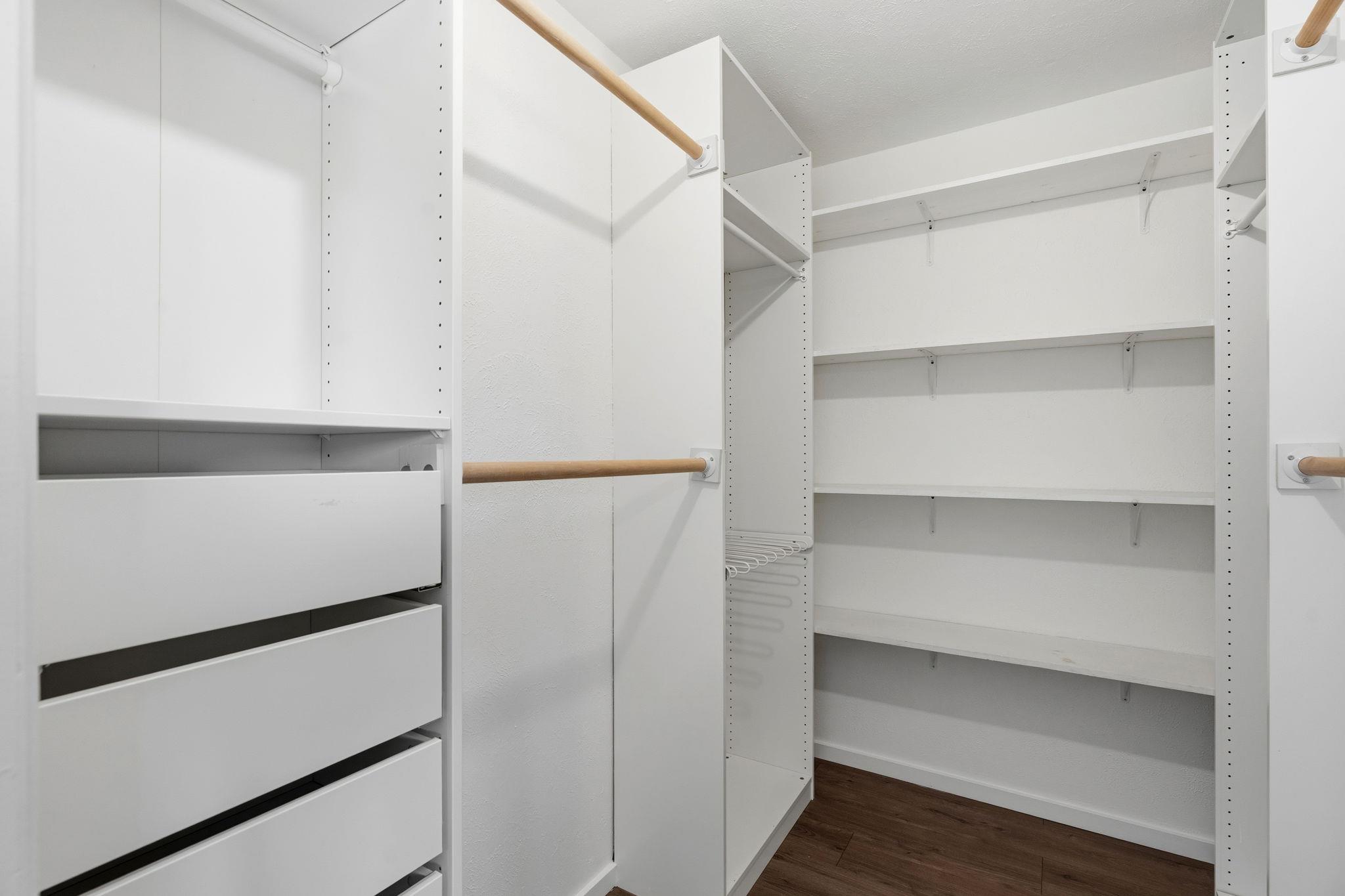 10100 Pond View Cir, Austin, TX 78753