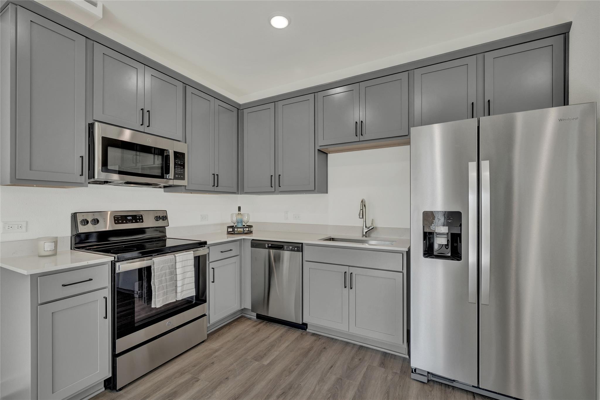 104 Creekside Trl # 303, Kyle, TX 78640