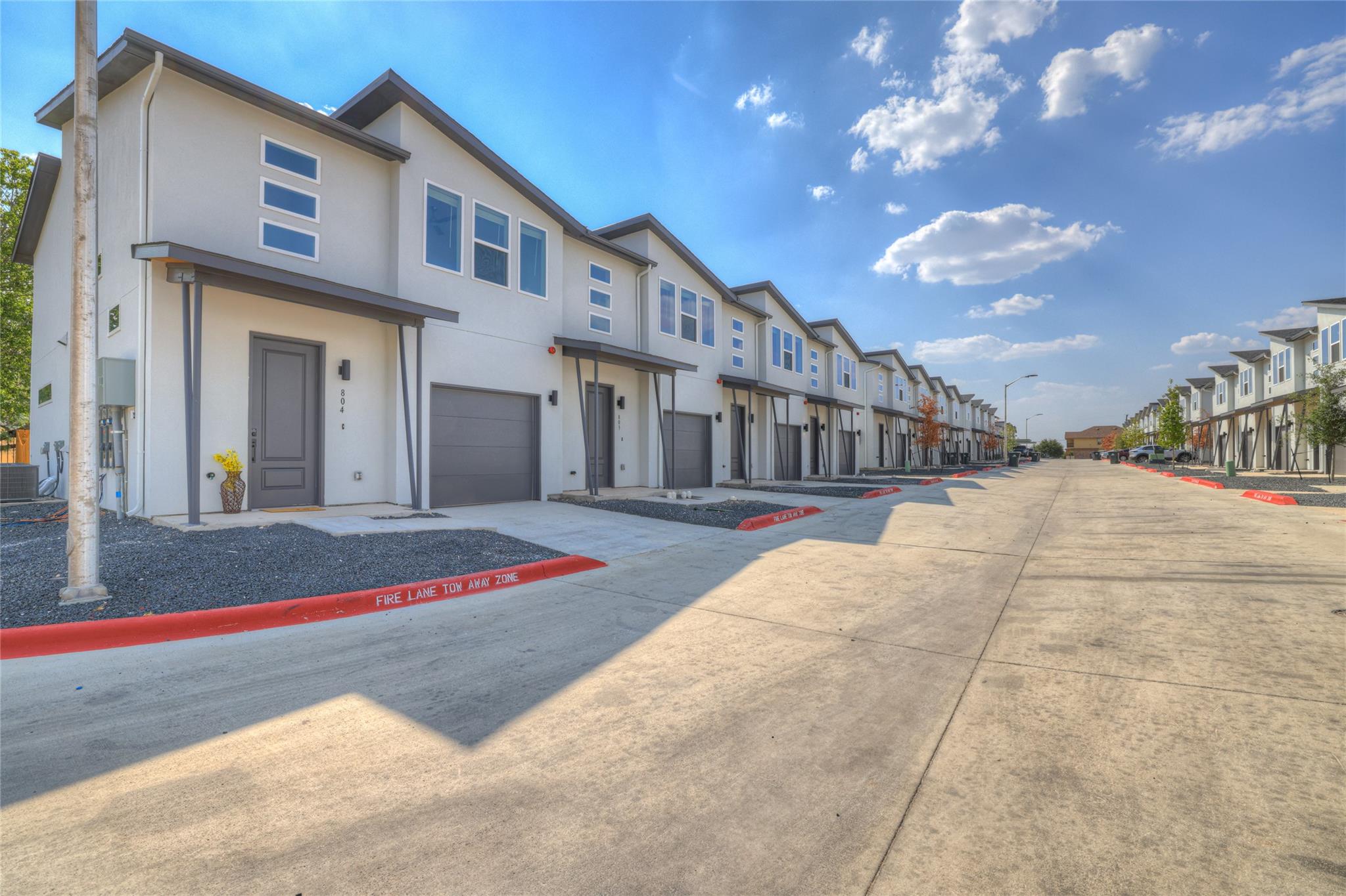 104 Creekside Trl # 303, Kyle, TX 78640