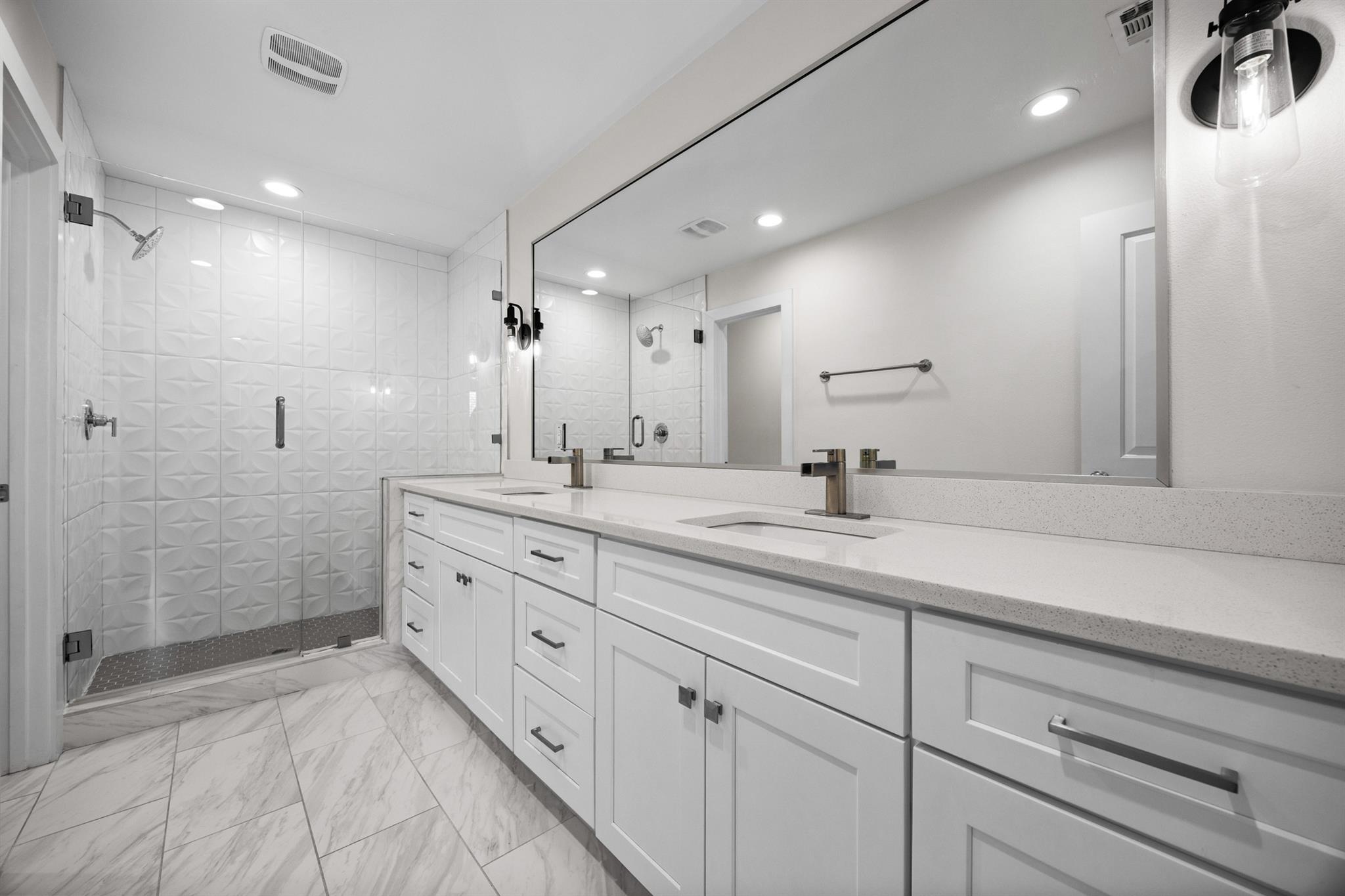 7312 E Ben White Blvd # 10, Austin, TX 78741