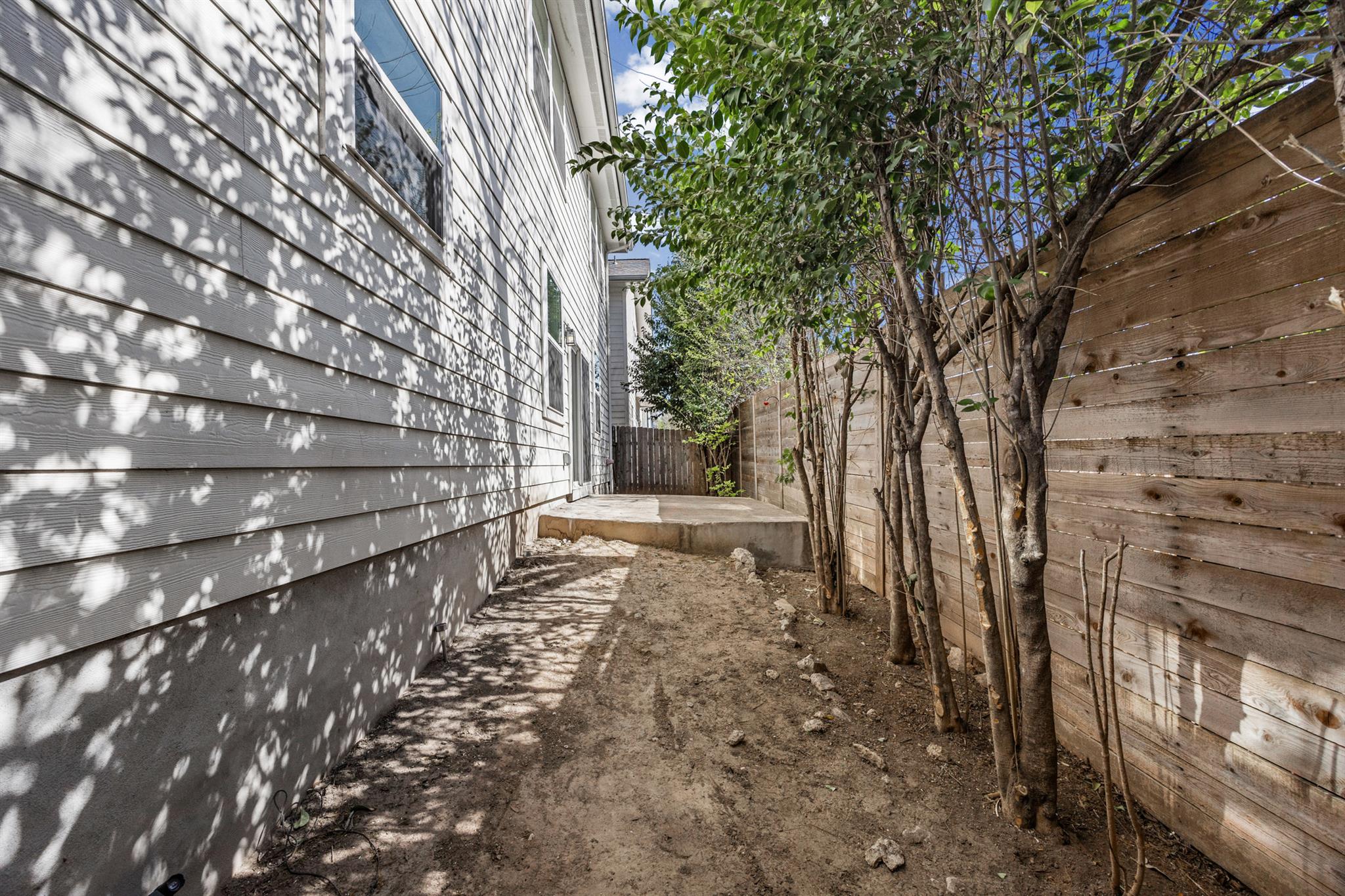 7312 E Ben White Blvd # 10, Austin, TX 78741