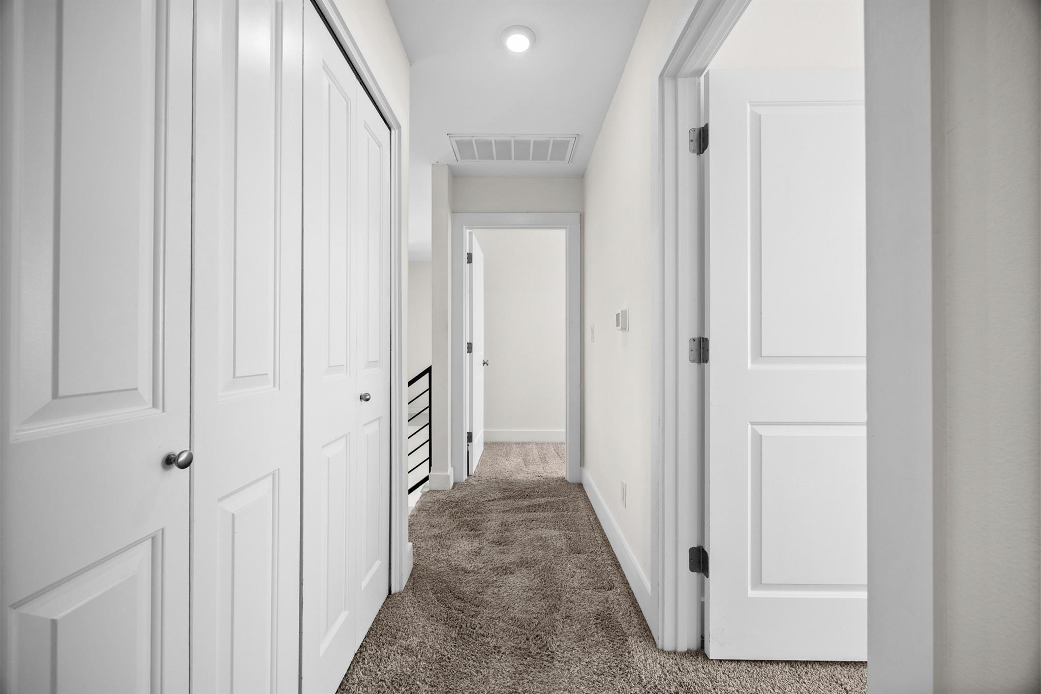 7312 E Ben White Blvd # 10, Austin, TX 78741