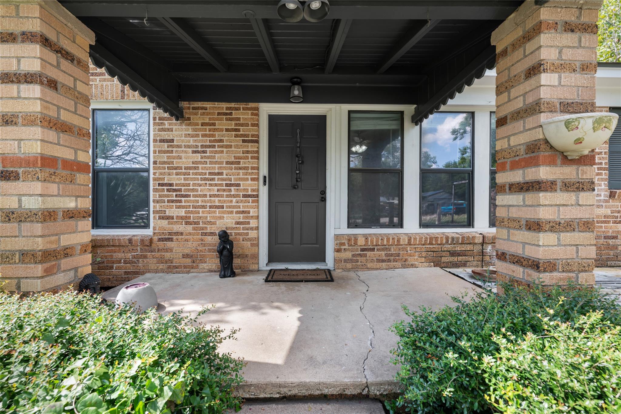 555 Hopewell Rd, Bertram, TX 78605