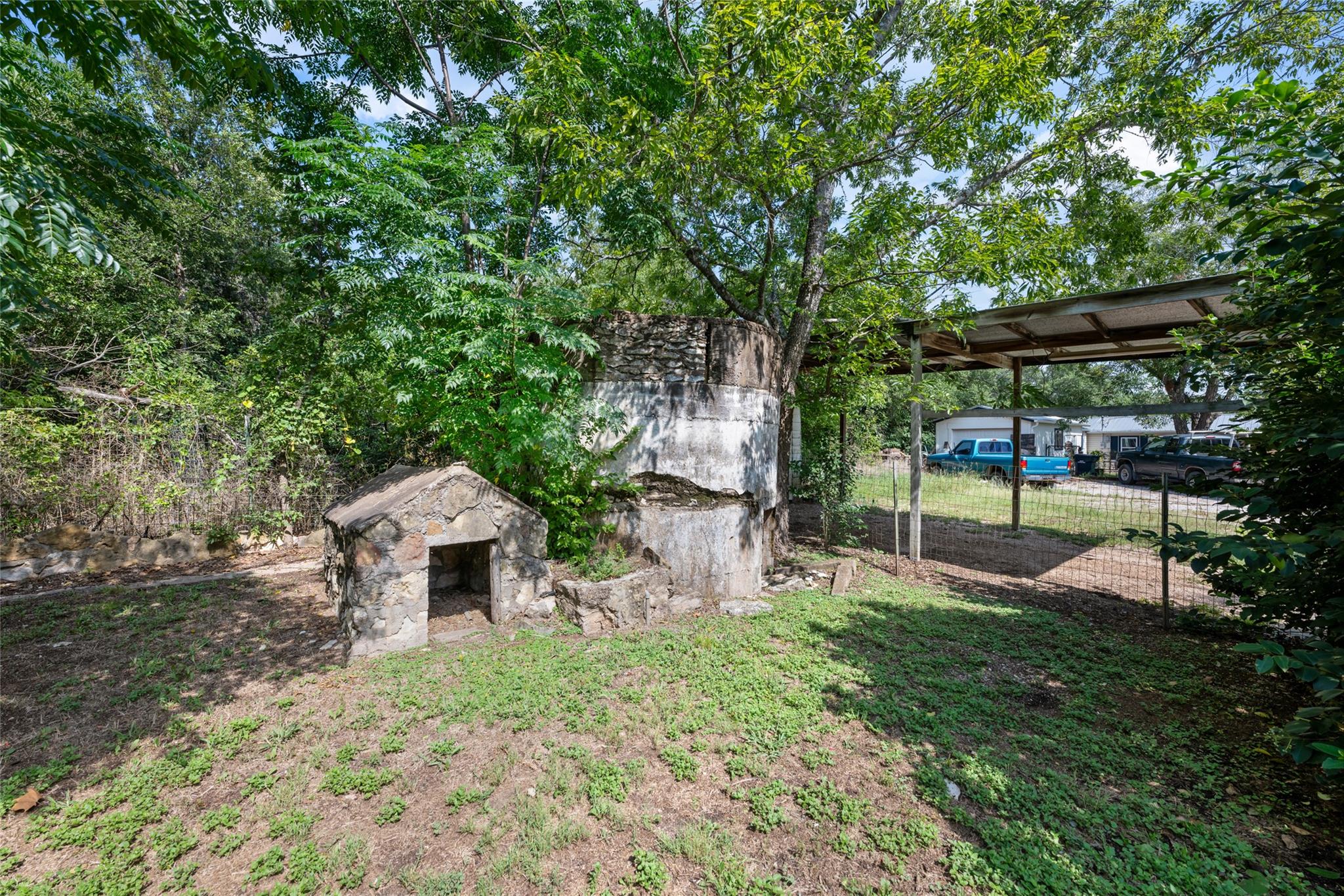 555 Hopewell Rd, Bertram, TX 78605