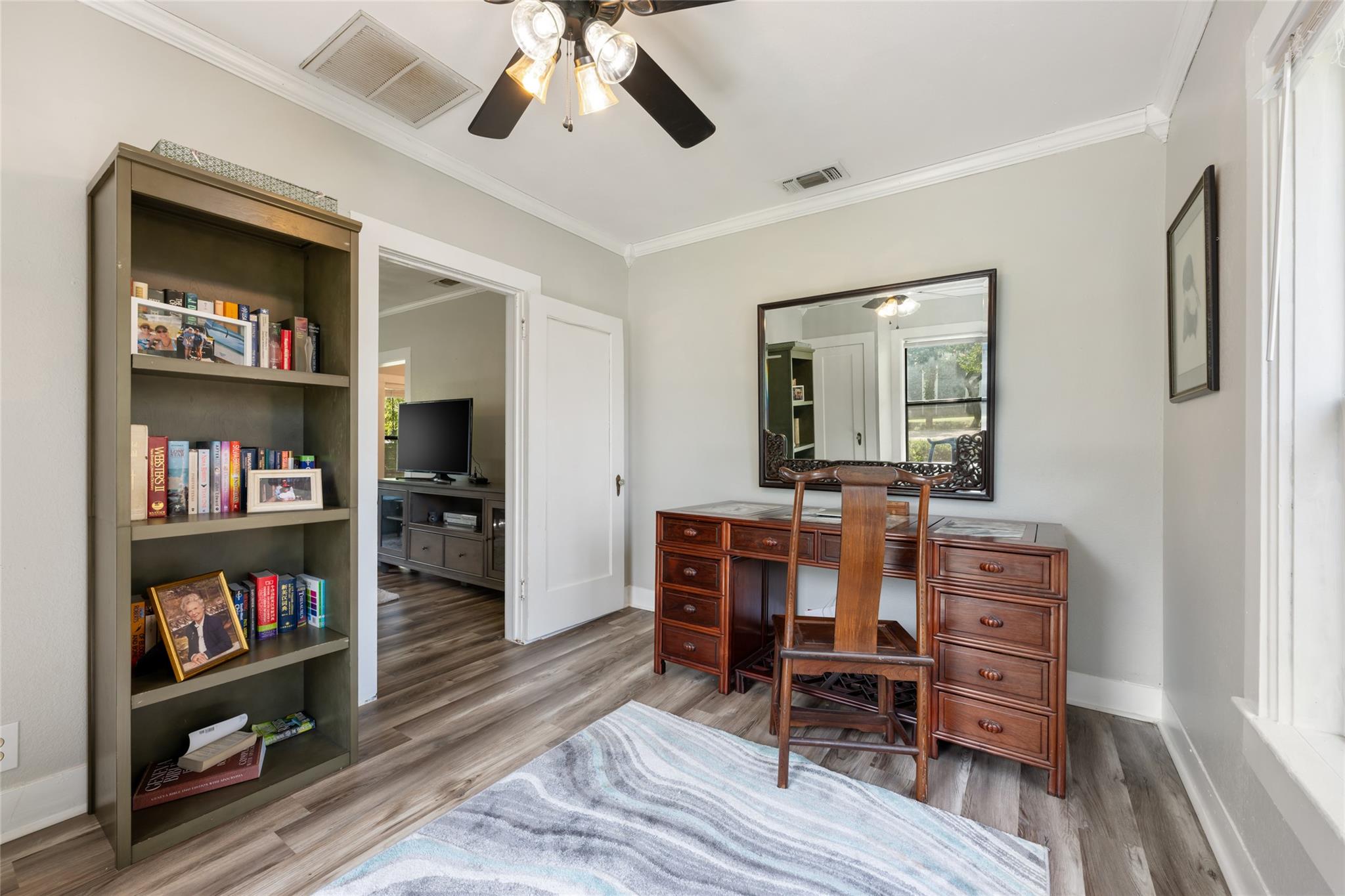 555 Hopewell Rd, Bertram, TX 78605