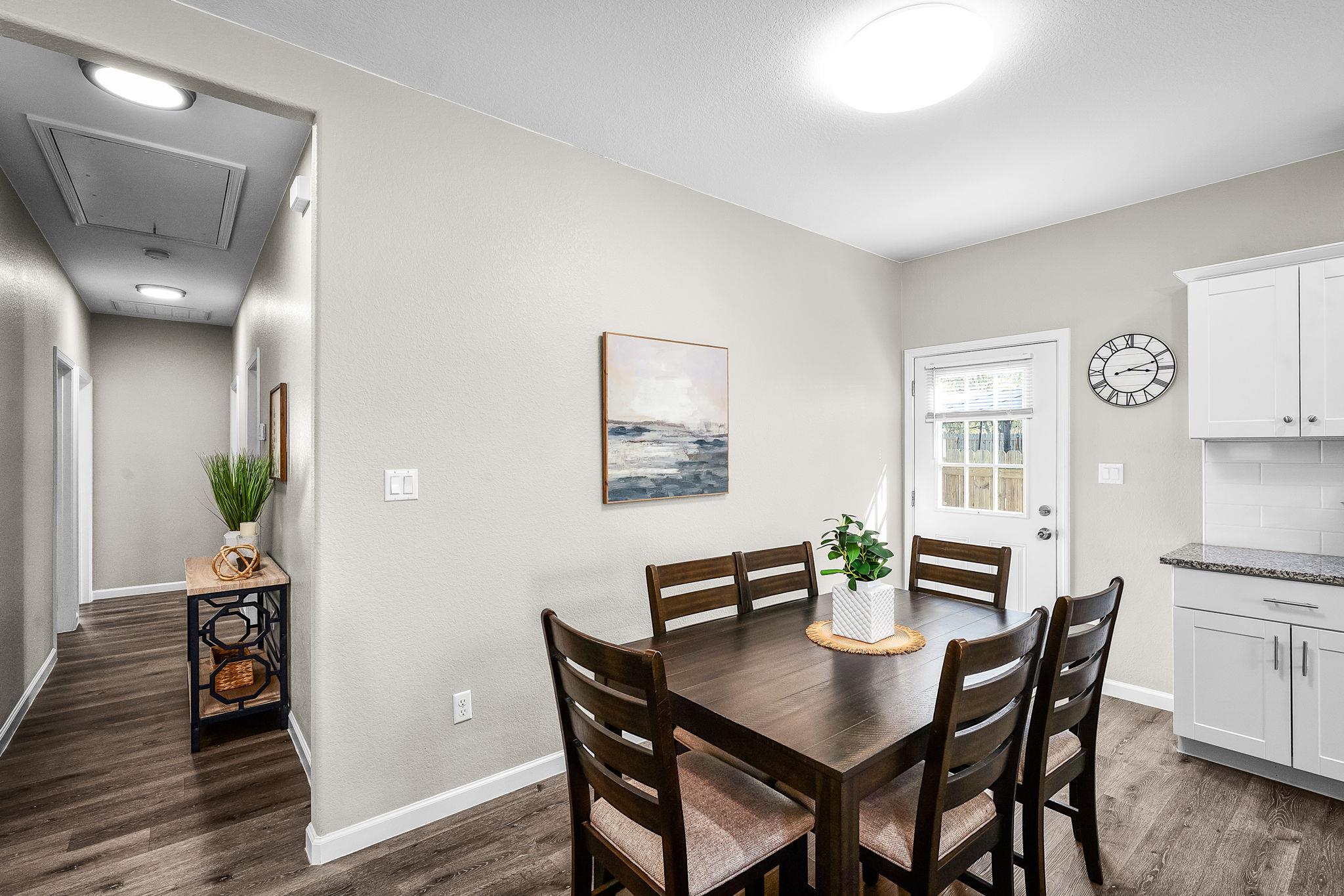 224 Spruce Ave, Luling, TX 78648