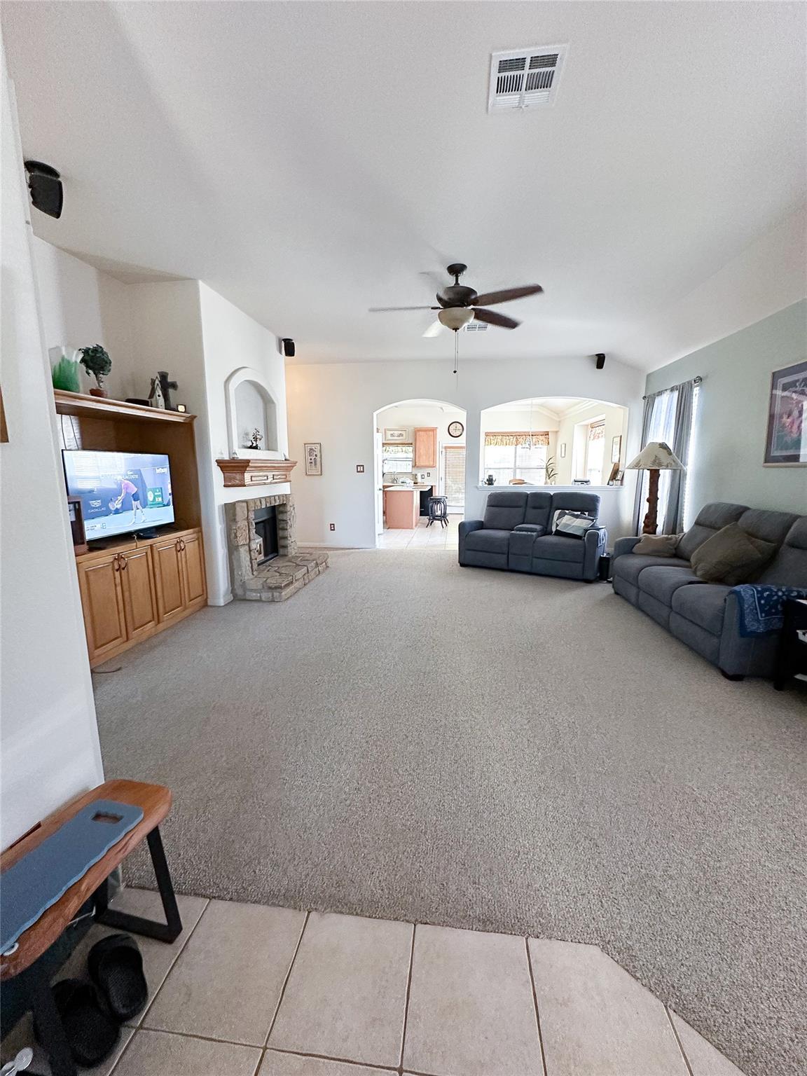 2121 Settlers Park Loop, Round Rock, TX 78665