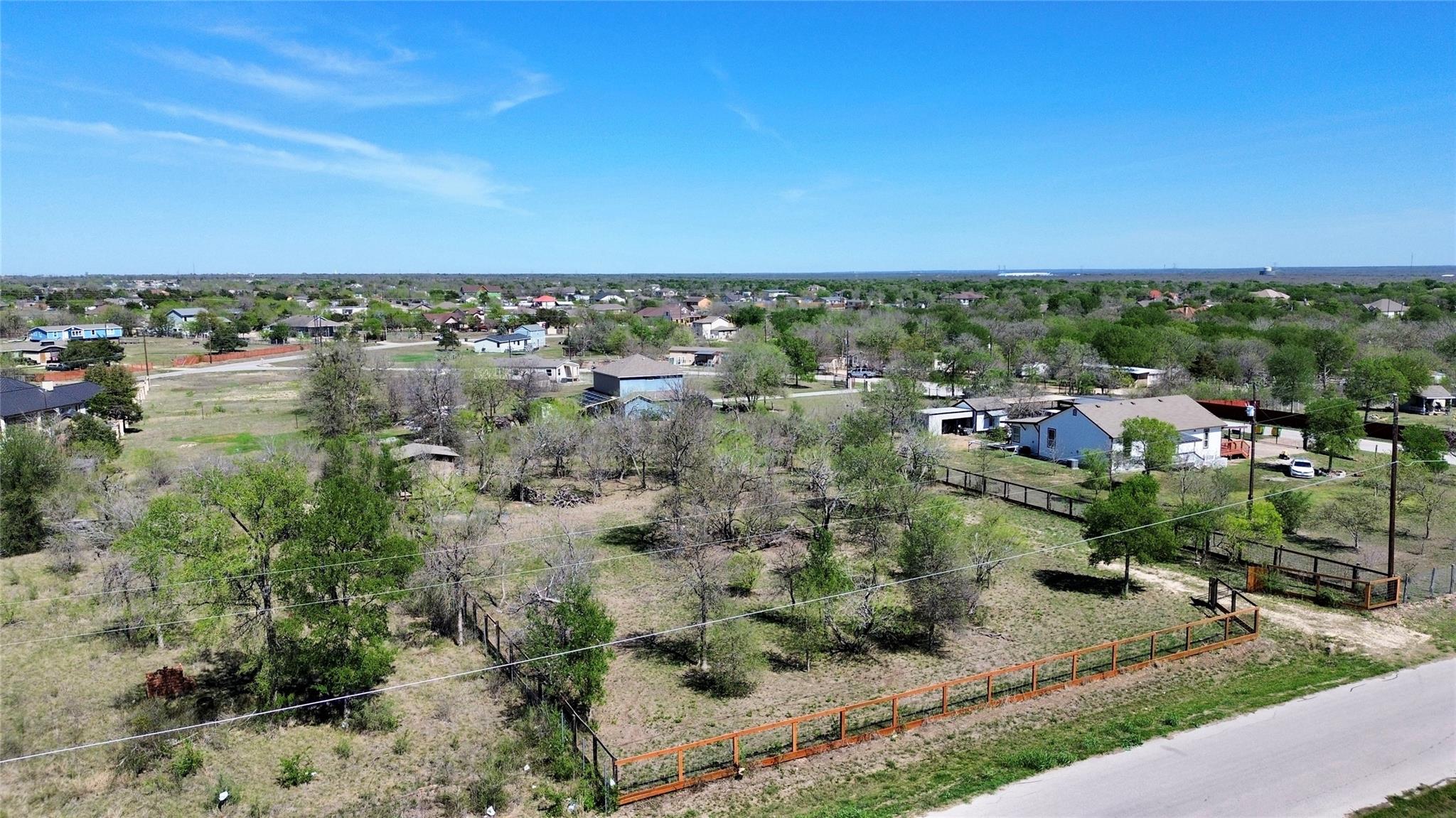 152 Cuernavaca Dr, Del Valle, TX 78617