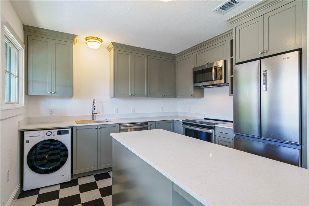 1508 Woodlawn Blvd # B, Austin, TX 78703