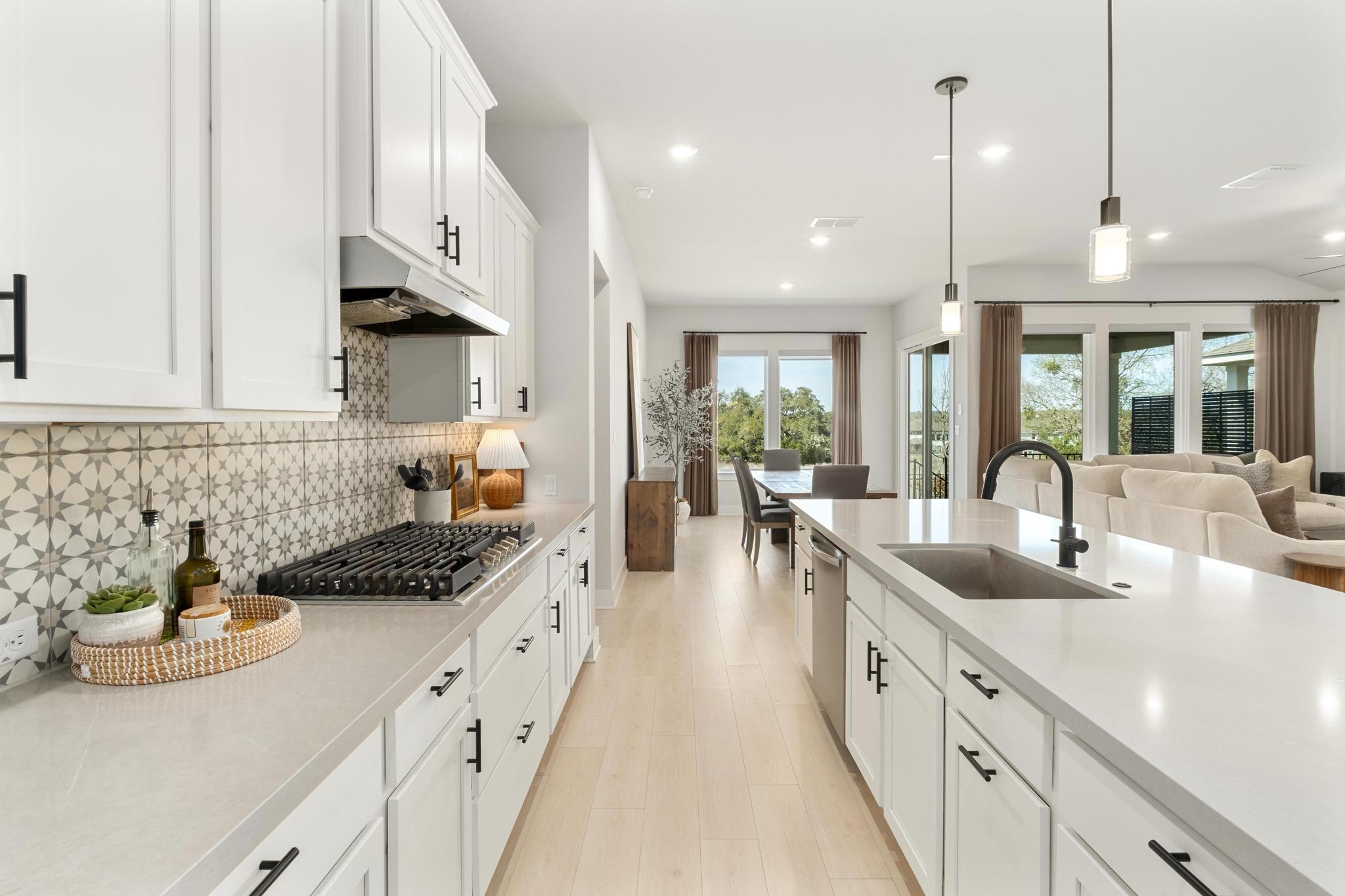 1055 Sage Thrasher Cir, Dripping Springs, TX 78620