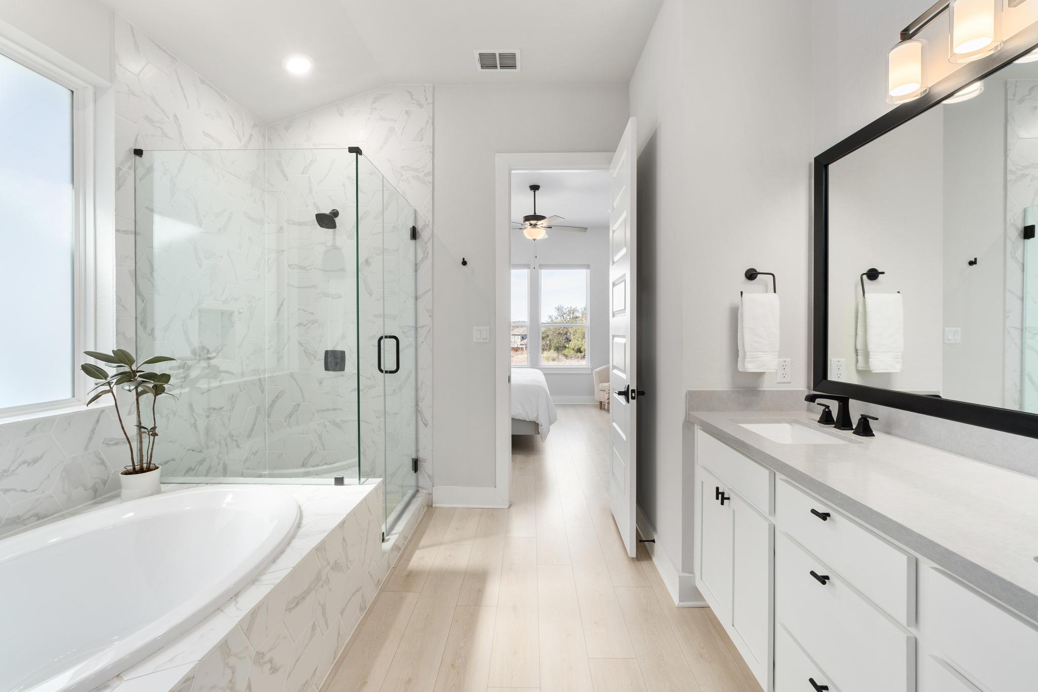 1055 Sage Thrasher Cir, Dripping Springs, TX 78620