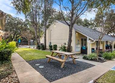 8810 Tallwood Dr # 029, Austin, TX 78759