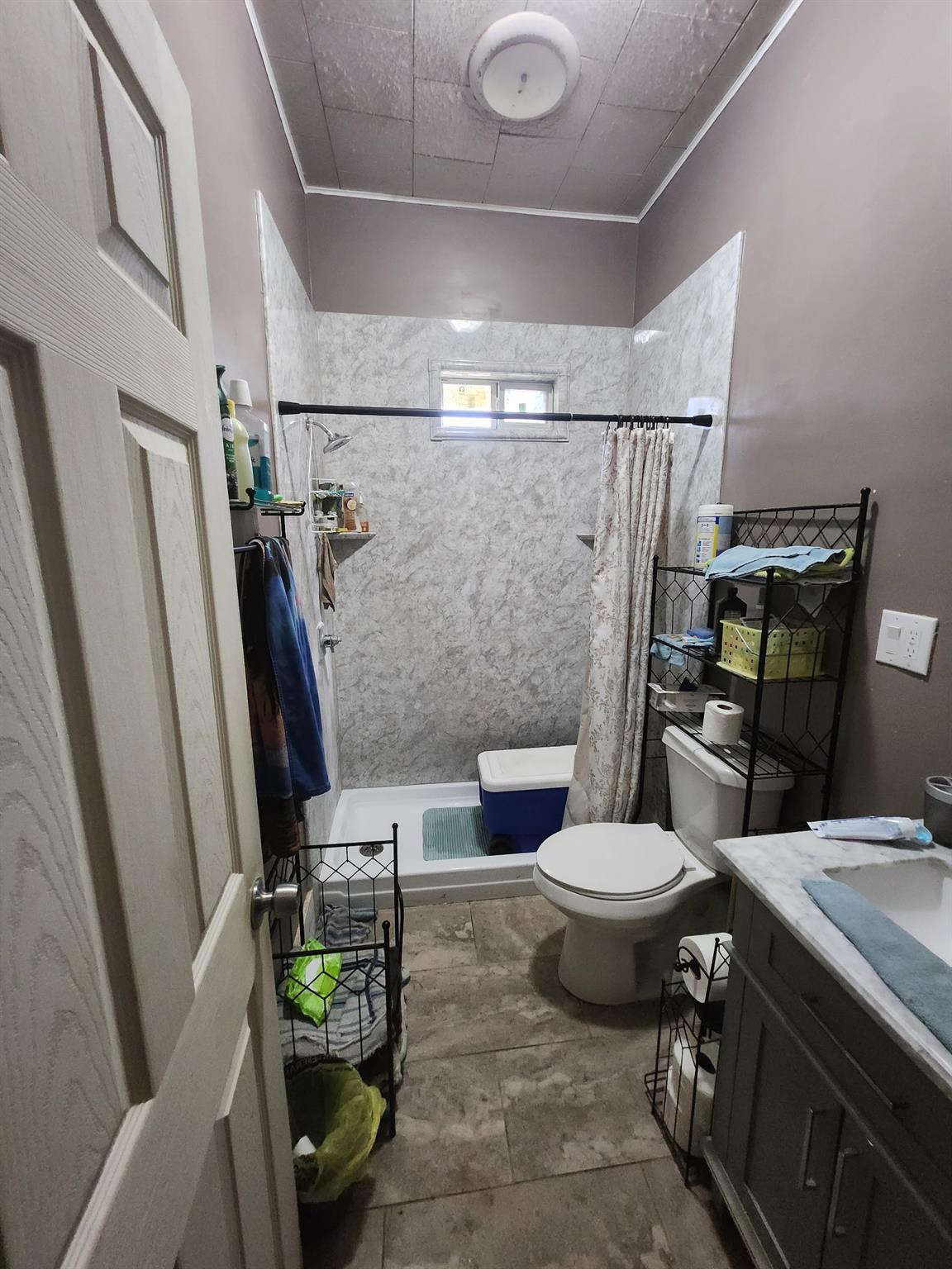 502 W 4th St, Taylor, TX 76574