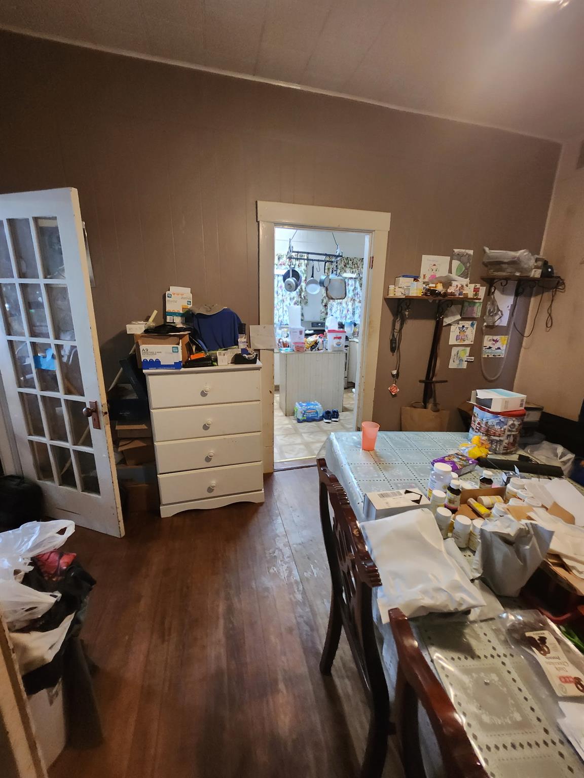 502 W 4th St, Taylor, TX 76574