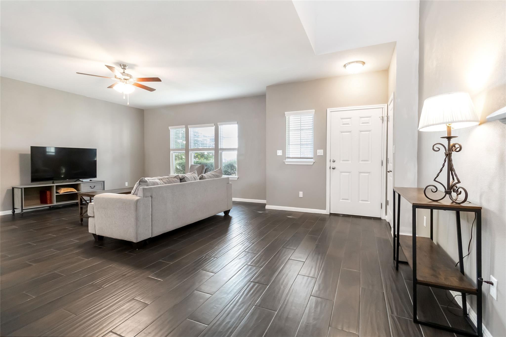 161 Horsemint Way, San Marcos, TX 78666