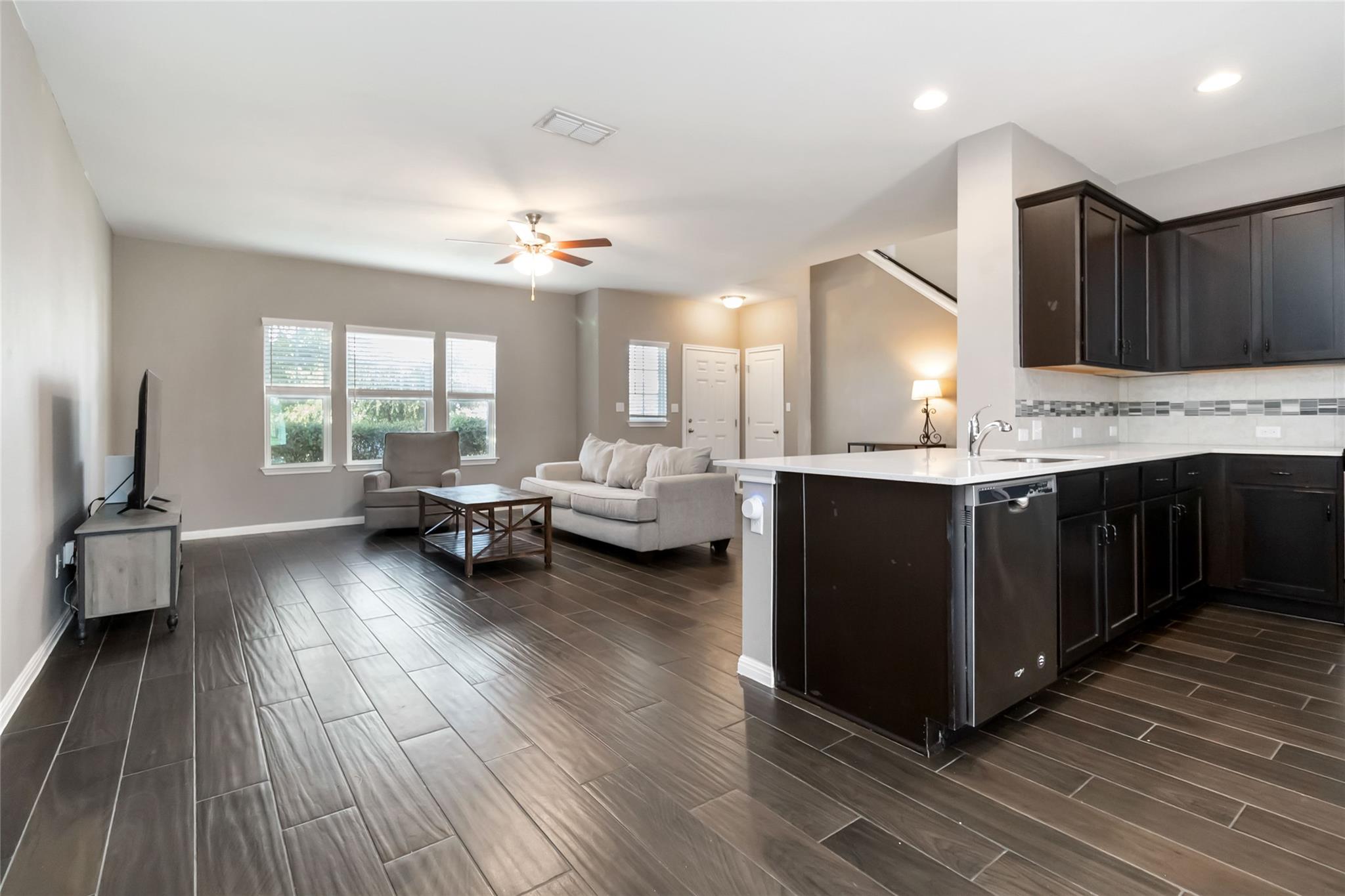 161 Horsemint Way, San Marcos, TX 78666