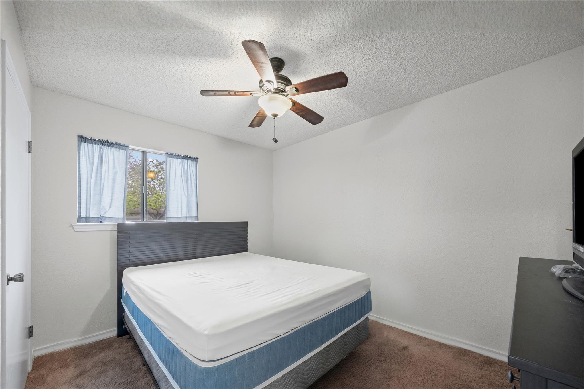 314 Willet Dr, Buda, TX 78610