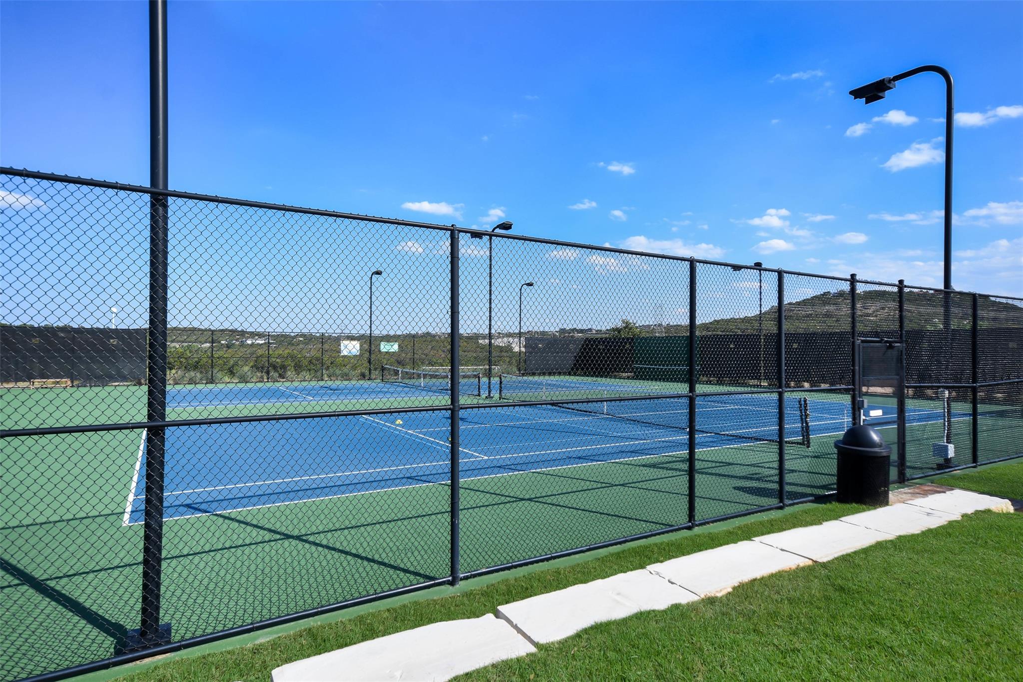 203 Antigua Way, Lakeway, TX 78738