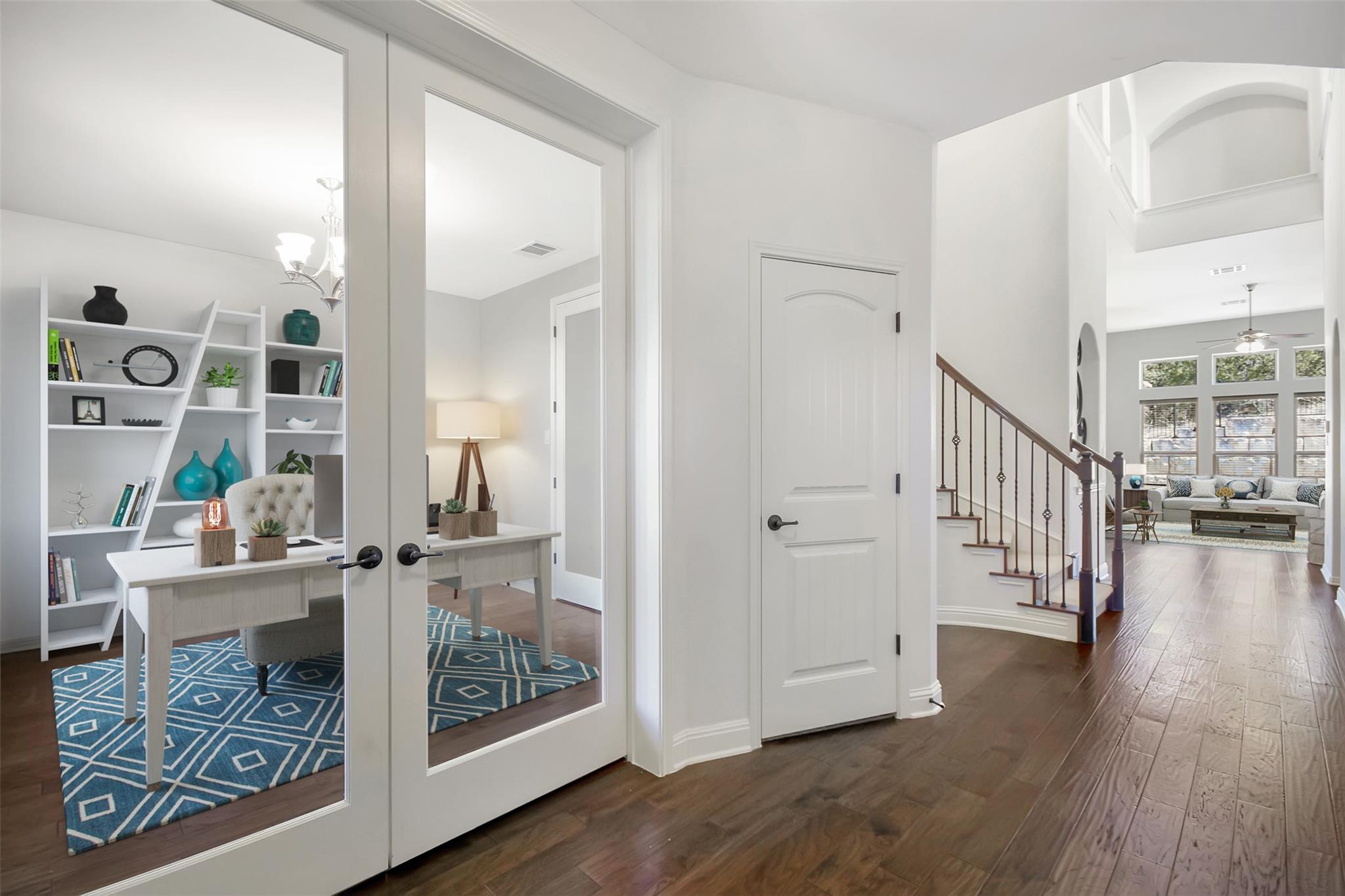 203 Antigua Way, Lakeway, TX 78738