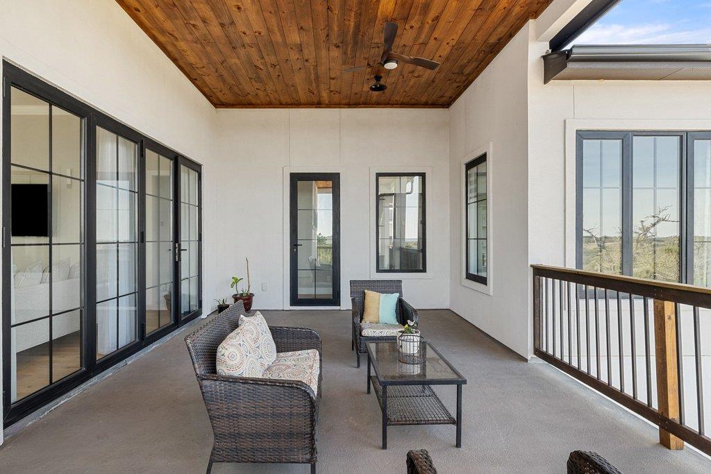 2415 Comal Springs, Canyon Lake, TX 78133