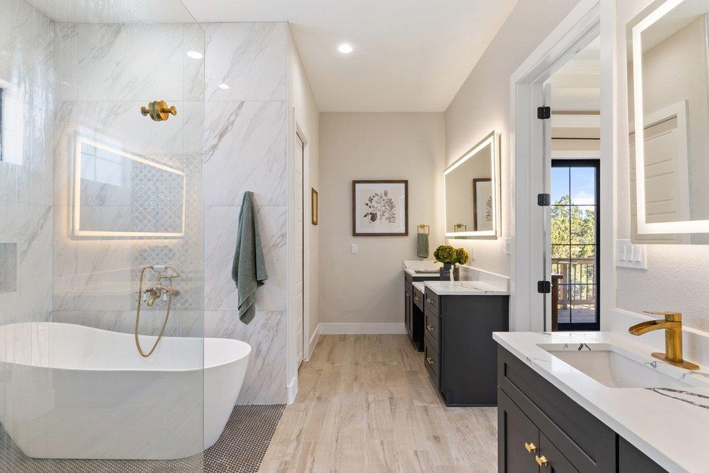 2415 Comal Springs, Canyon Lake, TX 78133