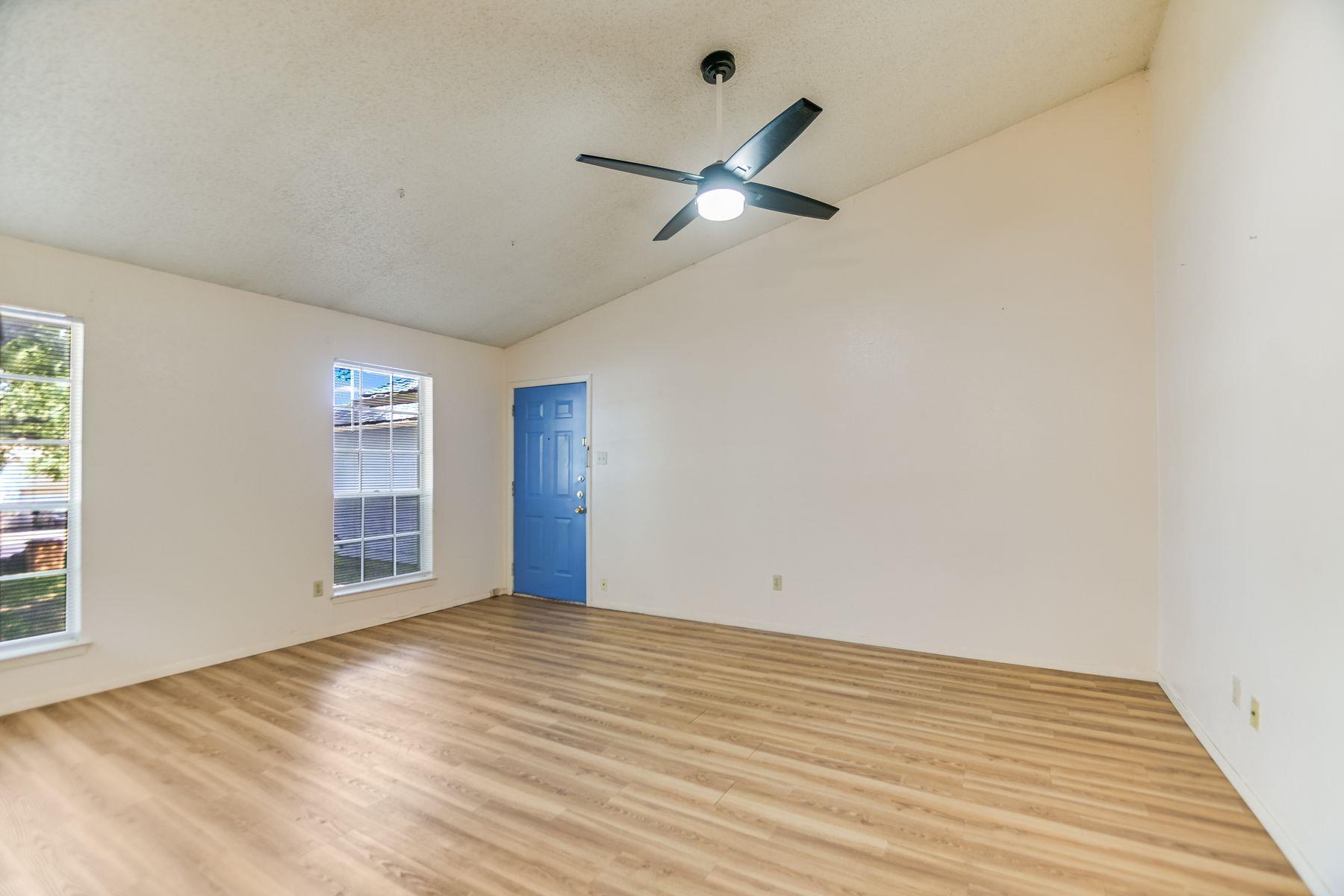 11948 Sunhillow Bnd # A & B, Austin, TX 78758