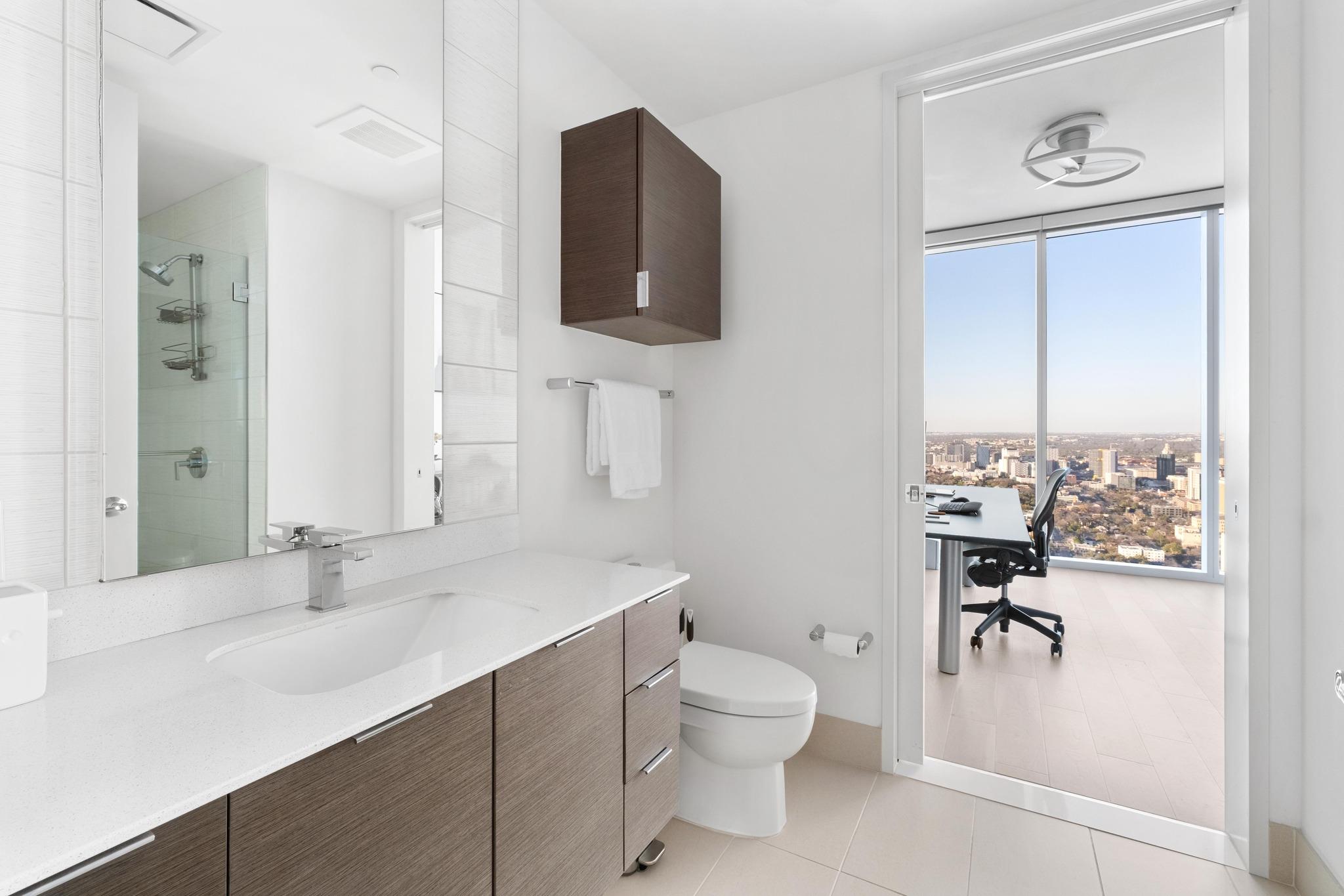 301 West Ave # 5302, Austin, TX 78701