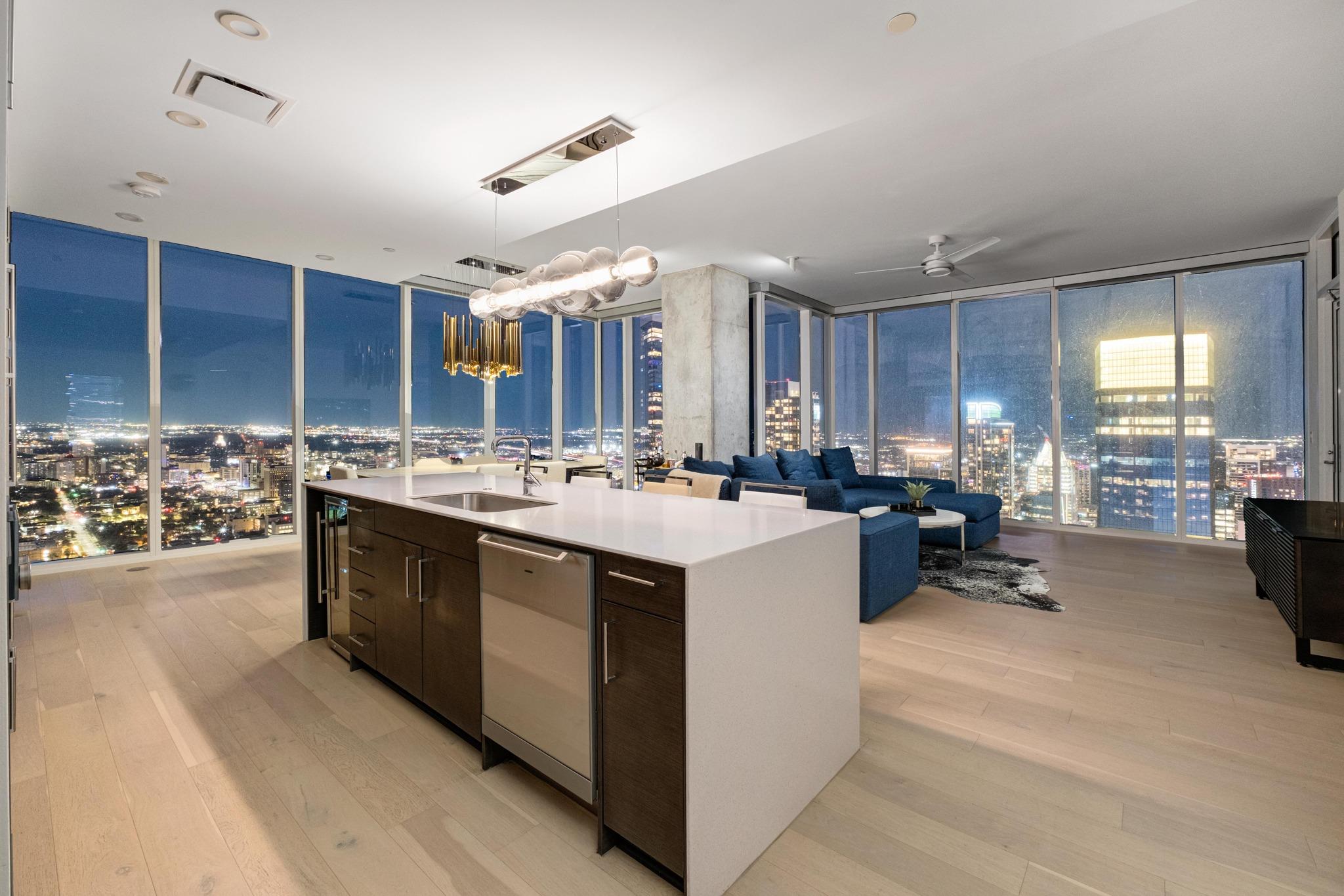 301 West Ave # 5302, Austin, TX 78701