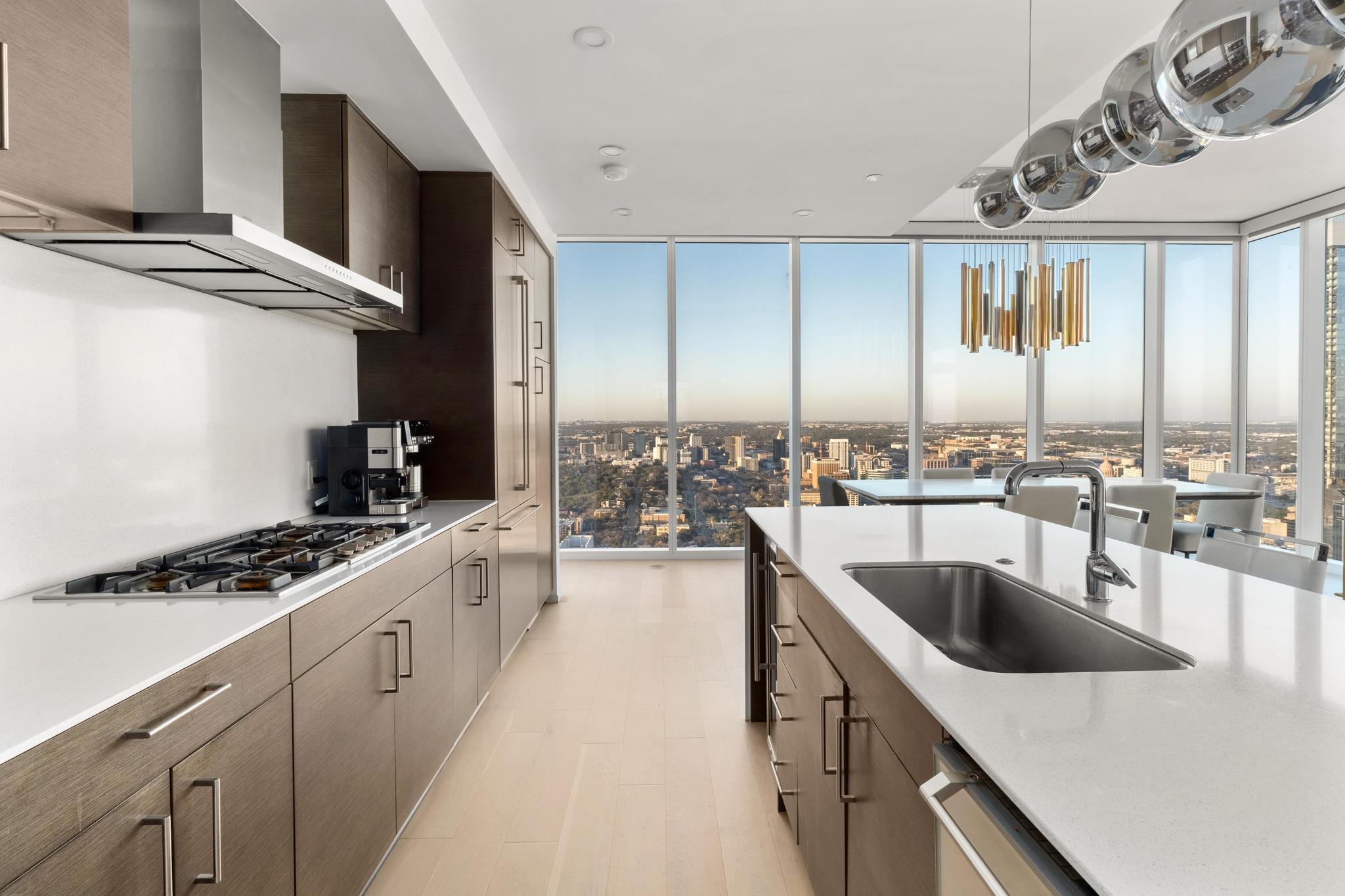 301 West Ave # 5302, Austin, TX 78701