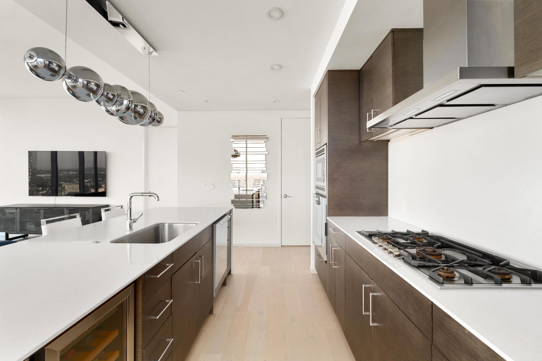 301 West Ave # 5302, Austin, TX 78701