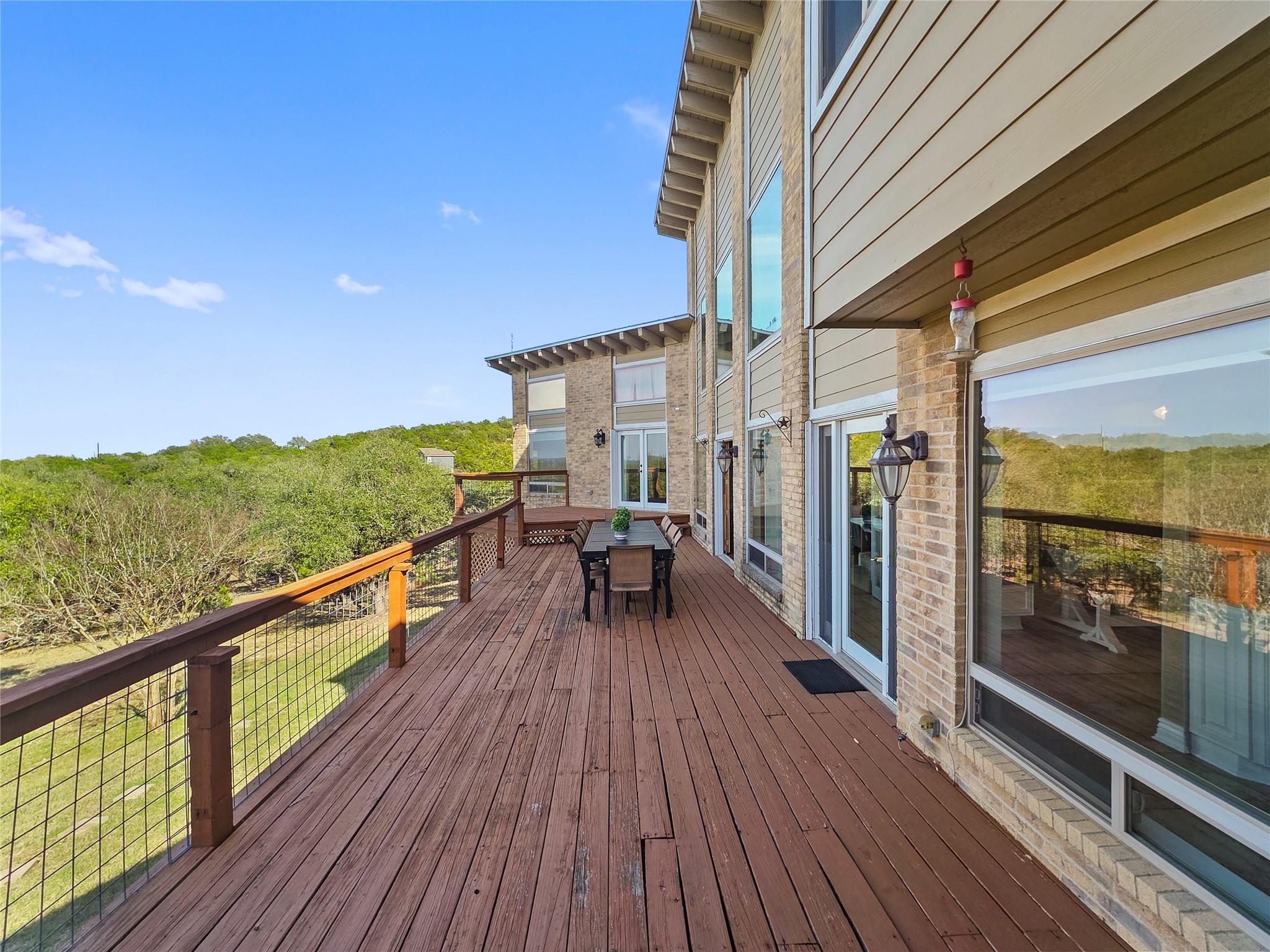 798 Fawn Trl, Canyon Lake, TX 78133