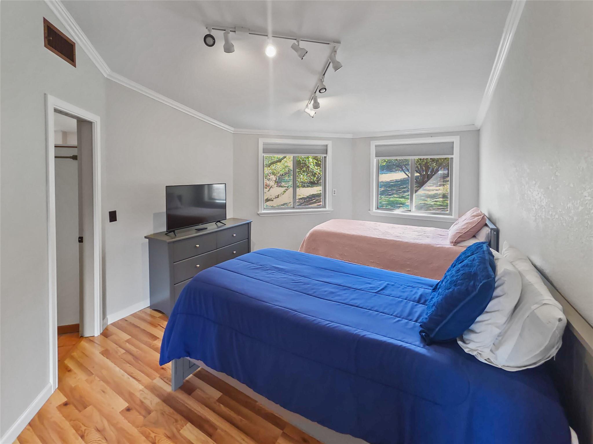 798 Fawn Trl, Canyon Lake, TX 78133