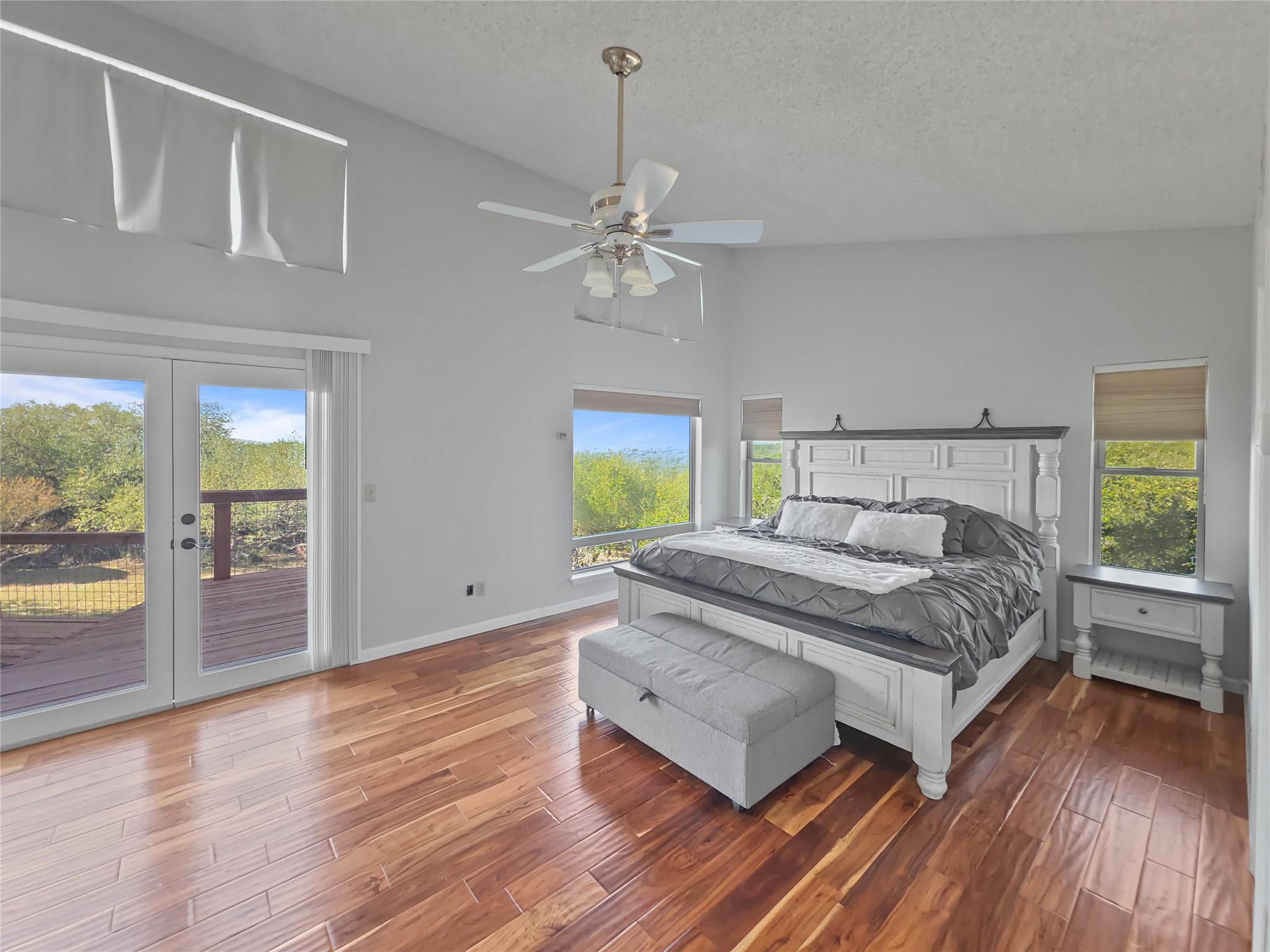 798 Fawn Trl, Canyon Lake, TX 78133