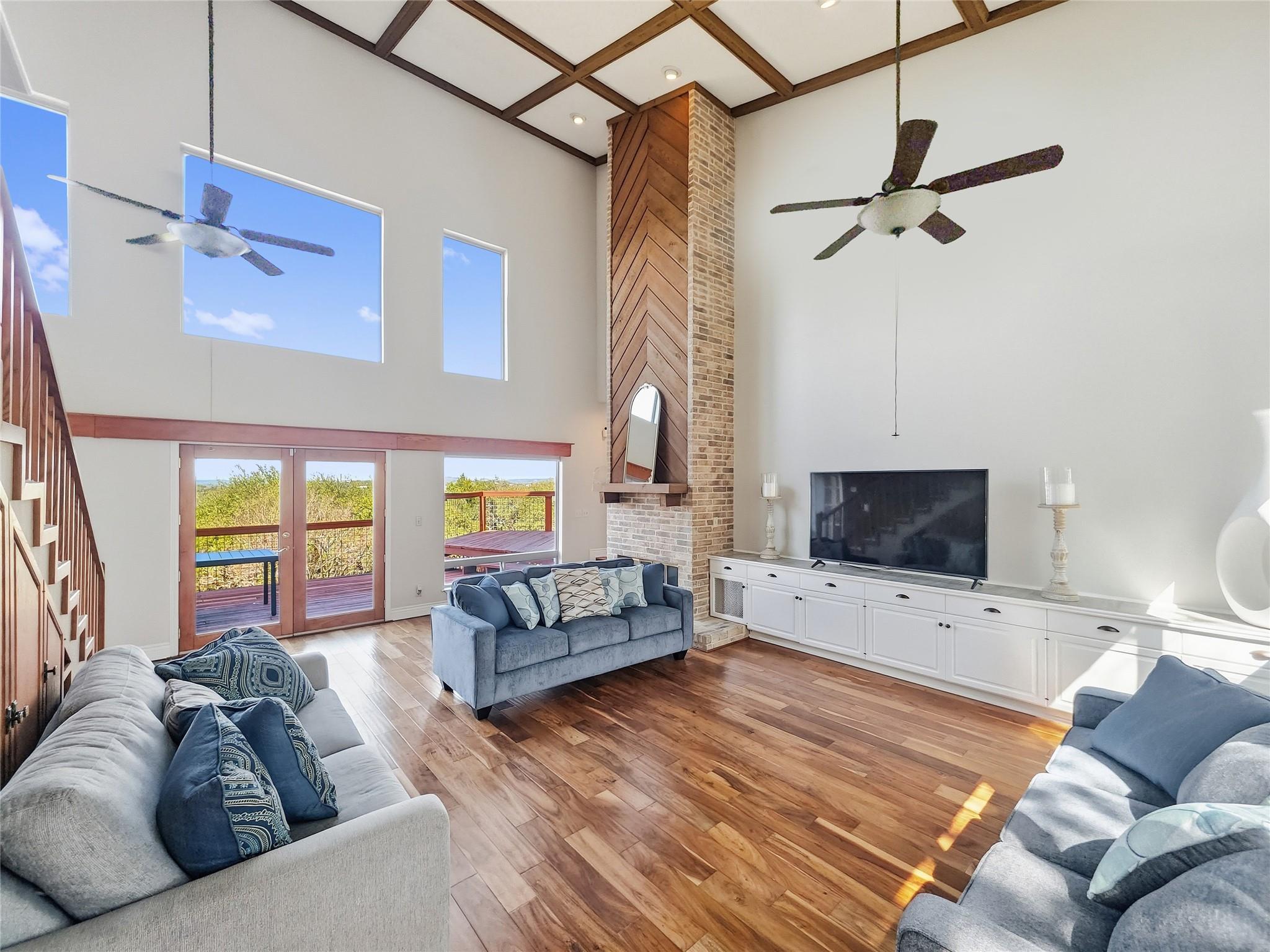 798 Fawn Trl, Canyon Lake, TX 78133