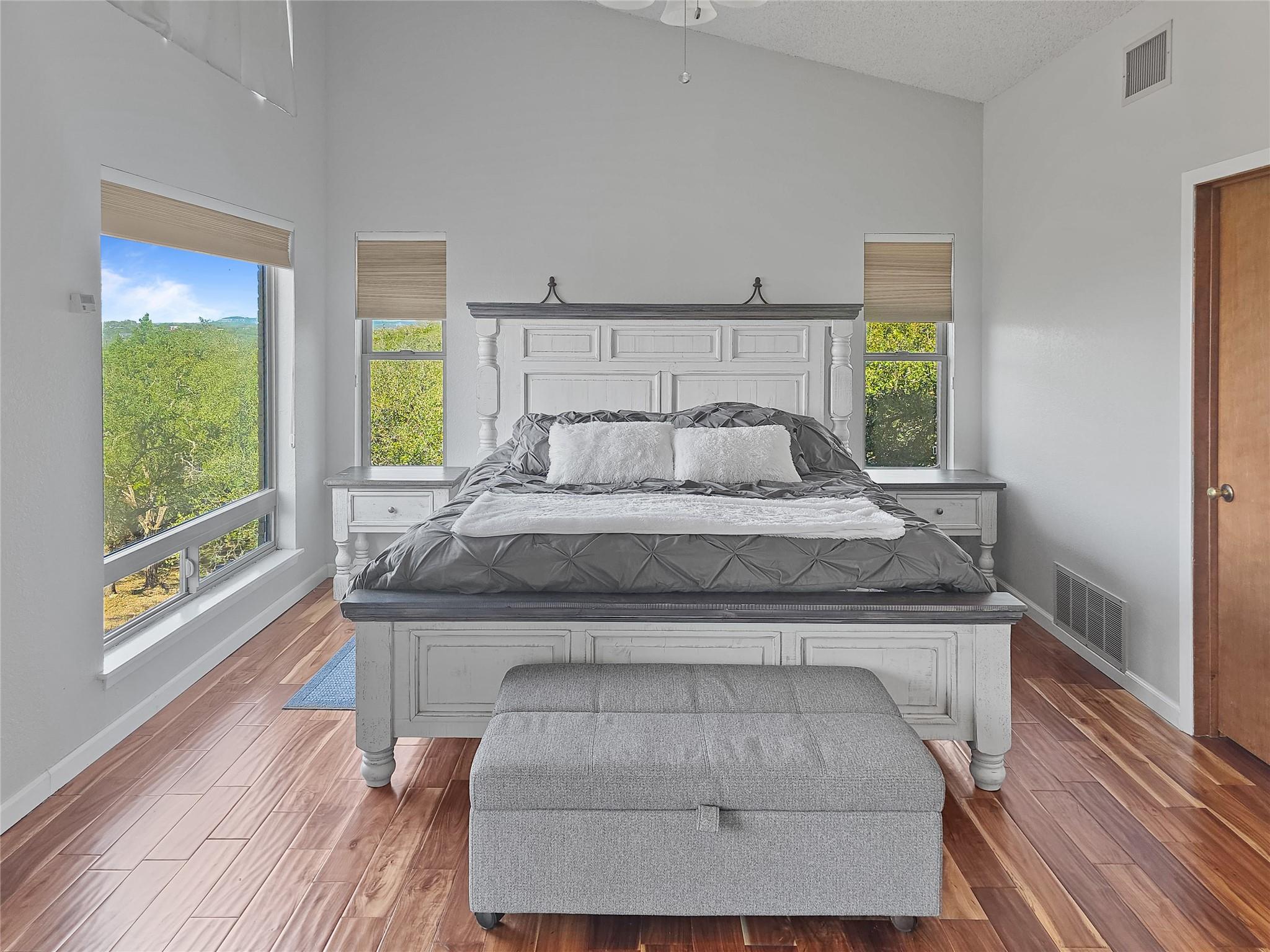 798 Fawn Trl, Canyon Lake, TX 78133