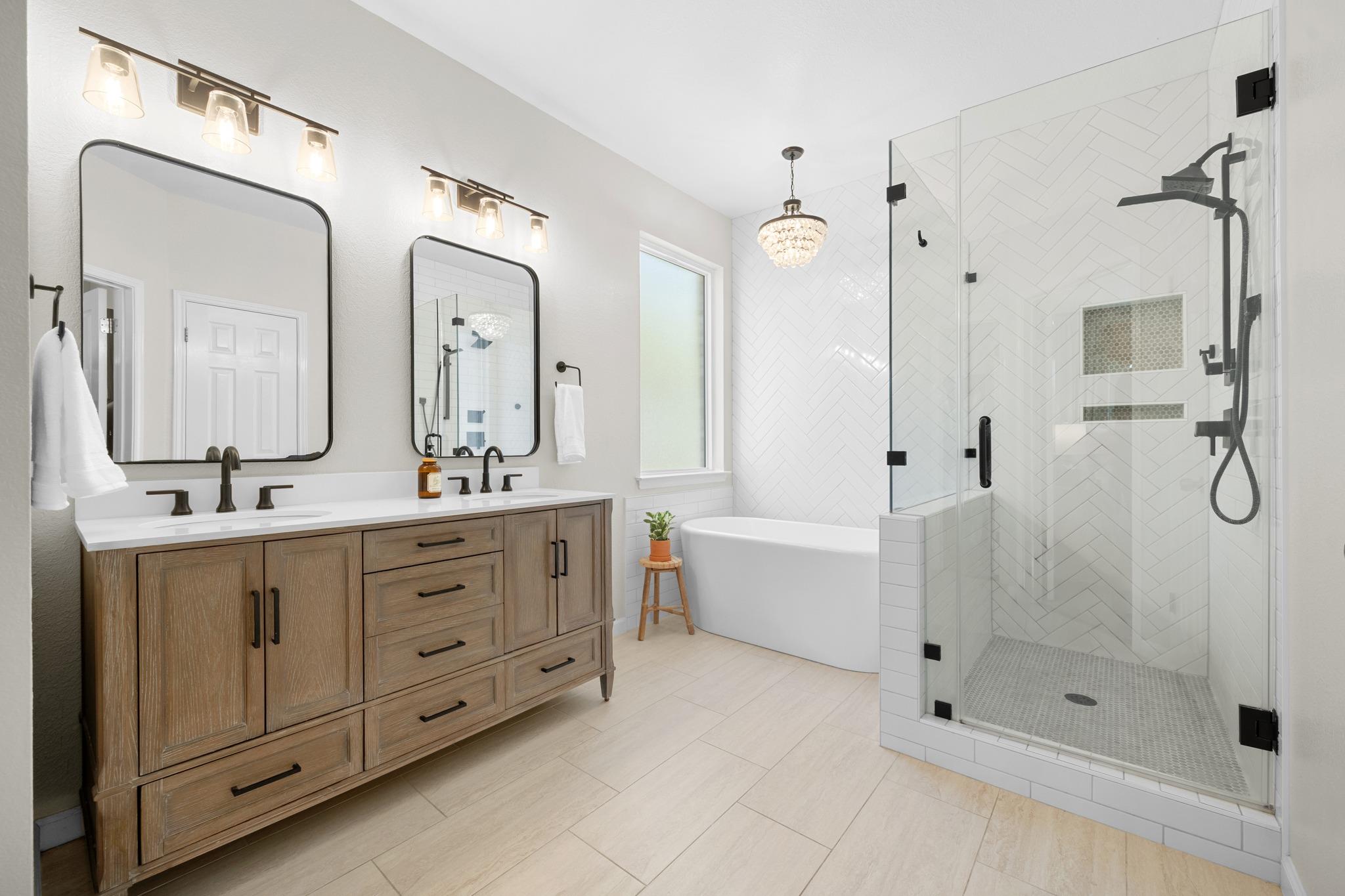 17041 Capri Isle Ln, Austin, TX 78717