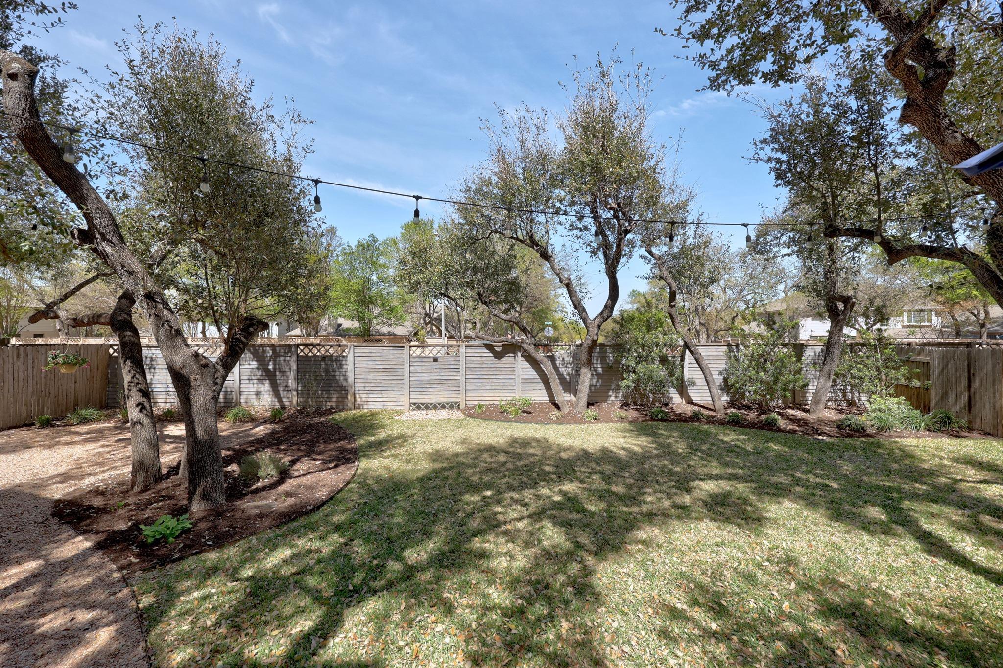 17041 Capri Isle Ln, Austin, TX 78717