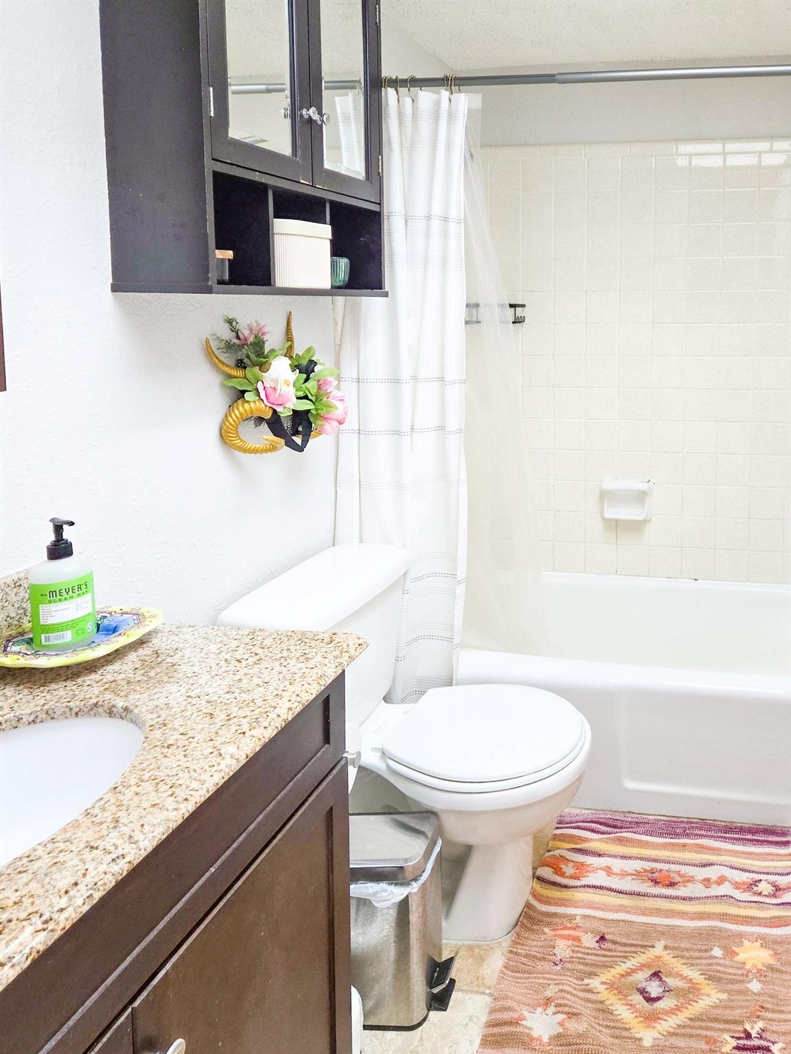 1725 Toomey Rd # 102, Austin, TX 78704