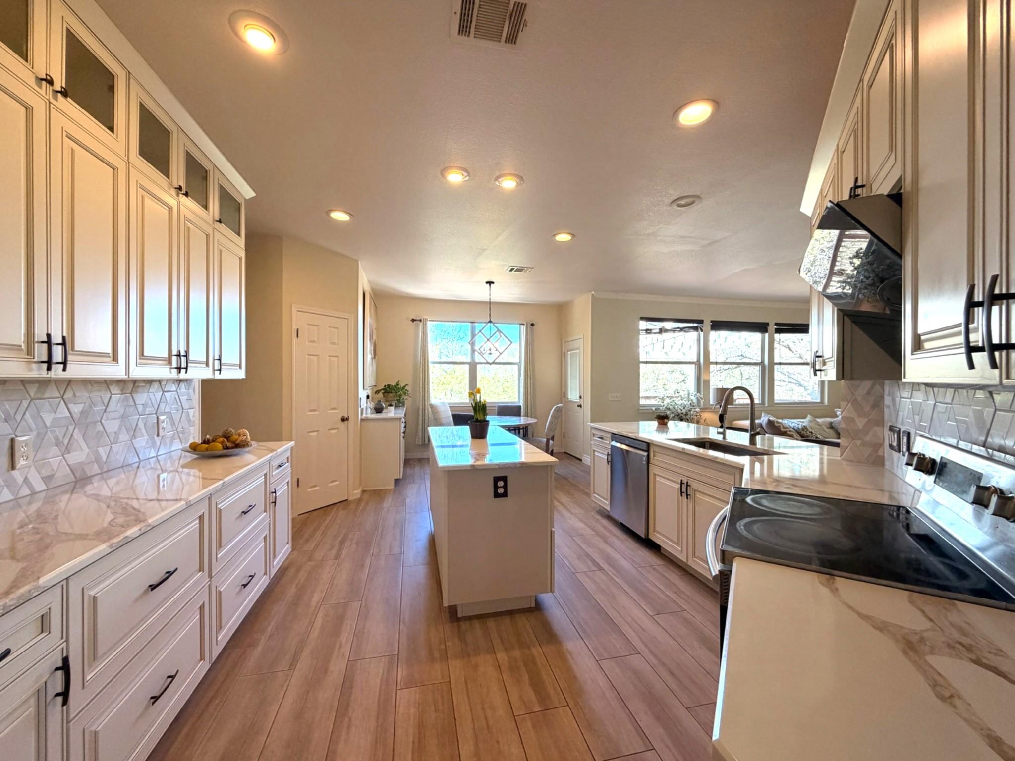 12008 Fortuna Cv, Austin, TX 78738