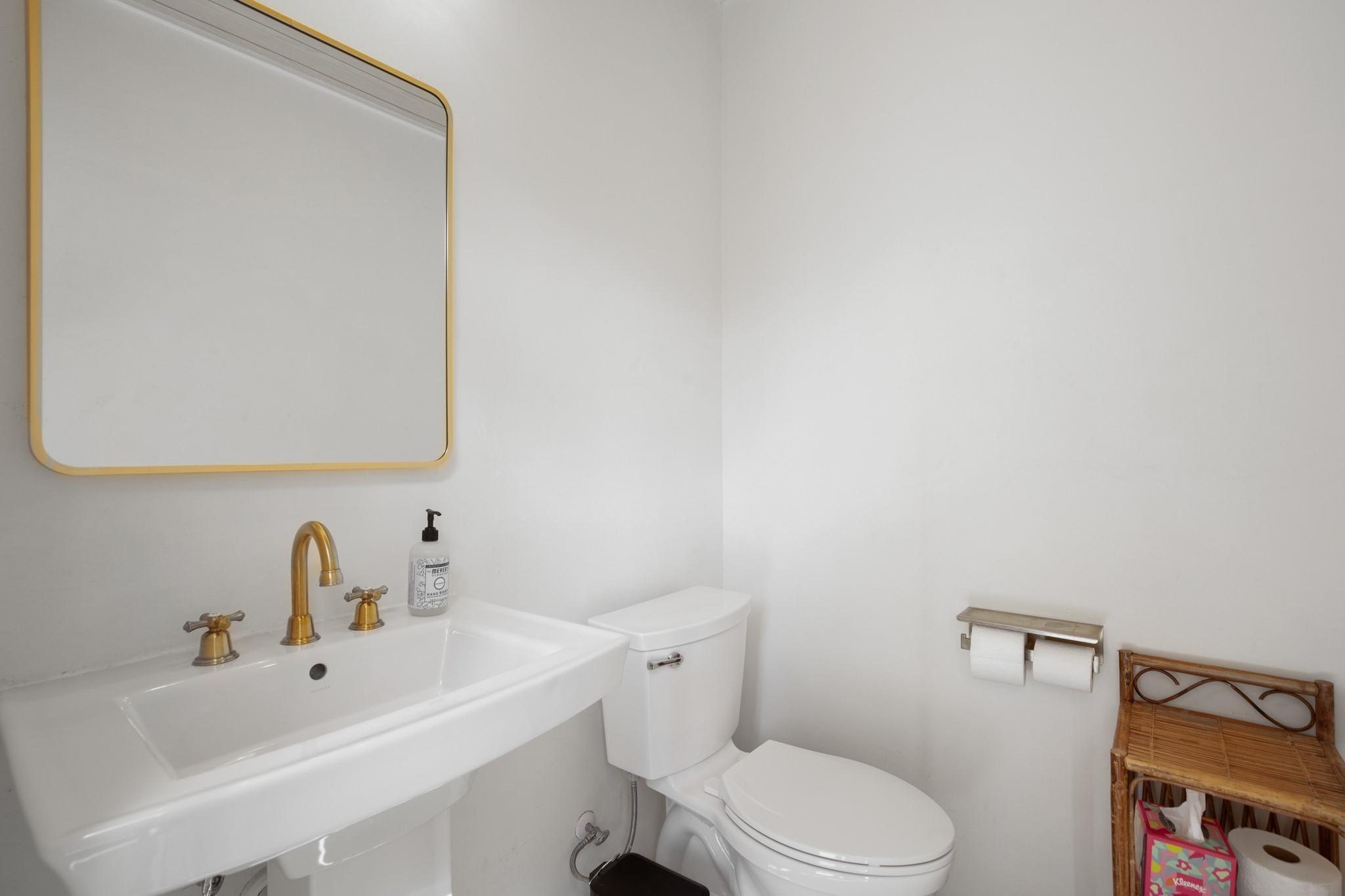 2109 Travis Heights Blvd, Austin, TX 78704