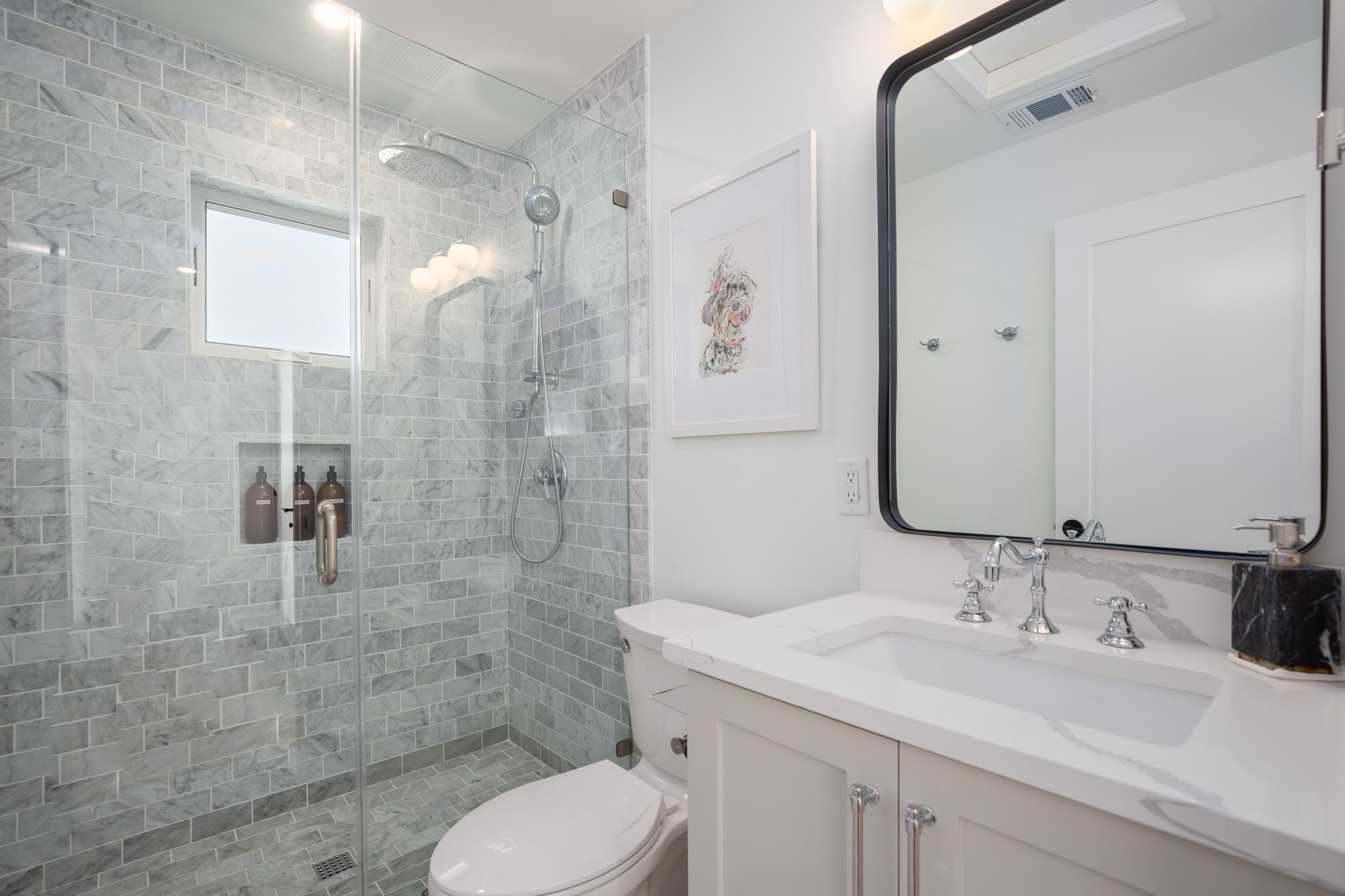 2109 Travis Heights Blvd, Austin, TX 78704