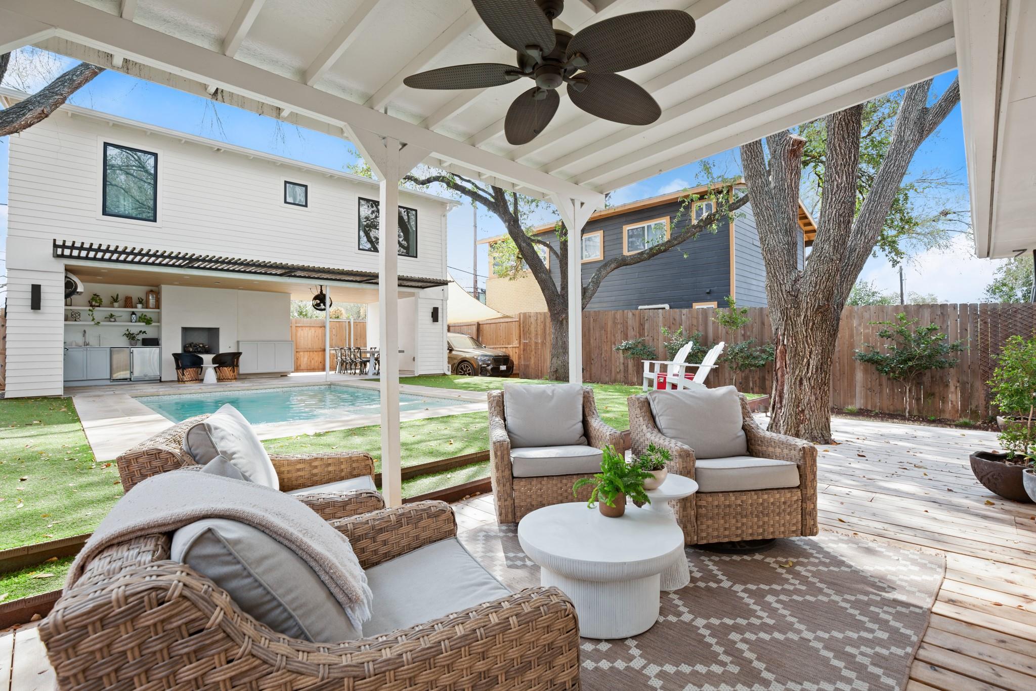 2109 Travis Heights Blvd, Austin, TX 78704