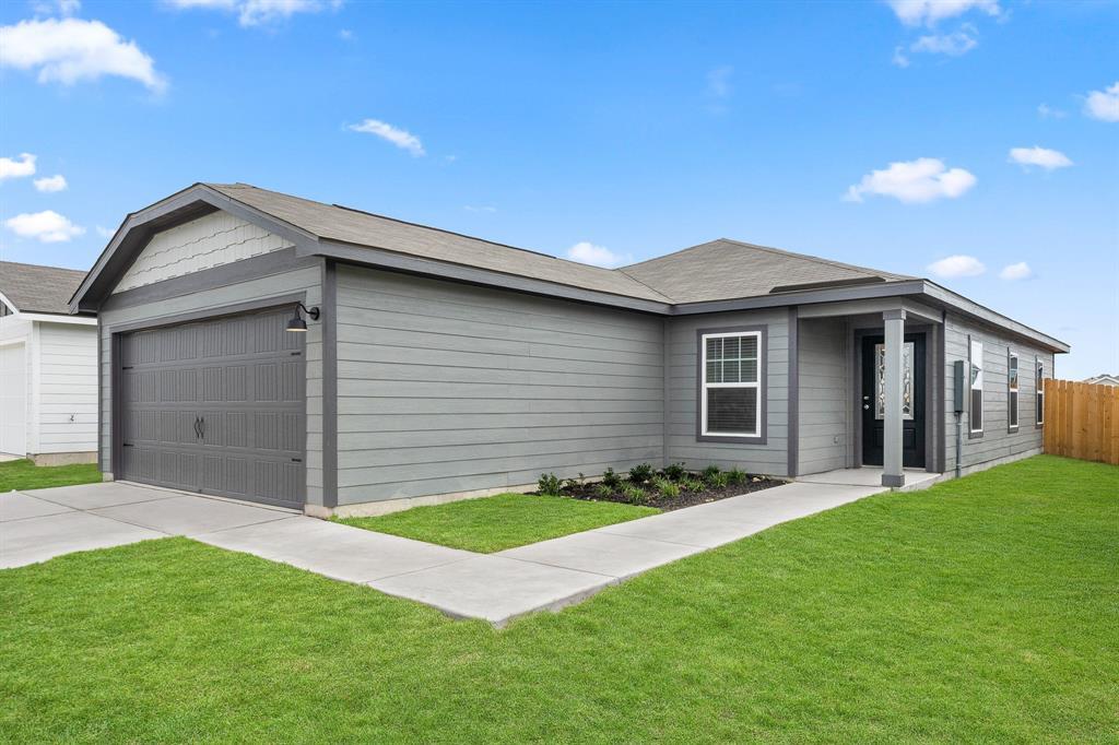 585 Aplite Pass, Maxwell, TX 78656