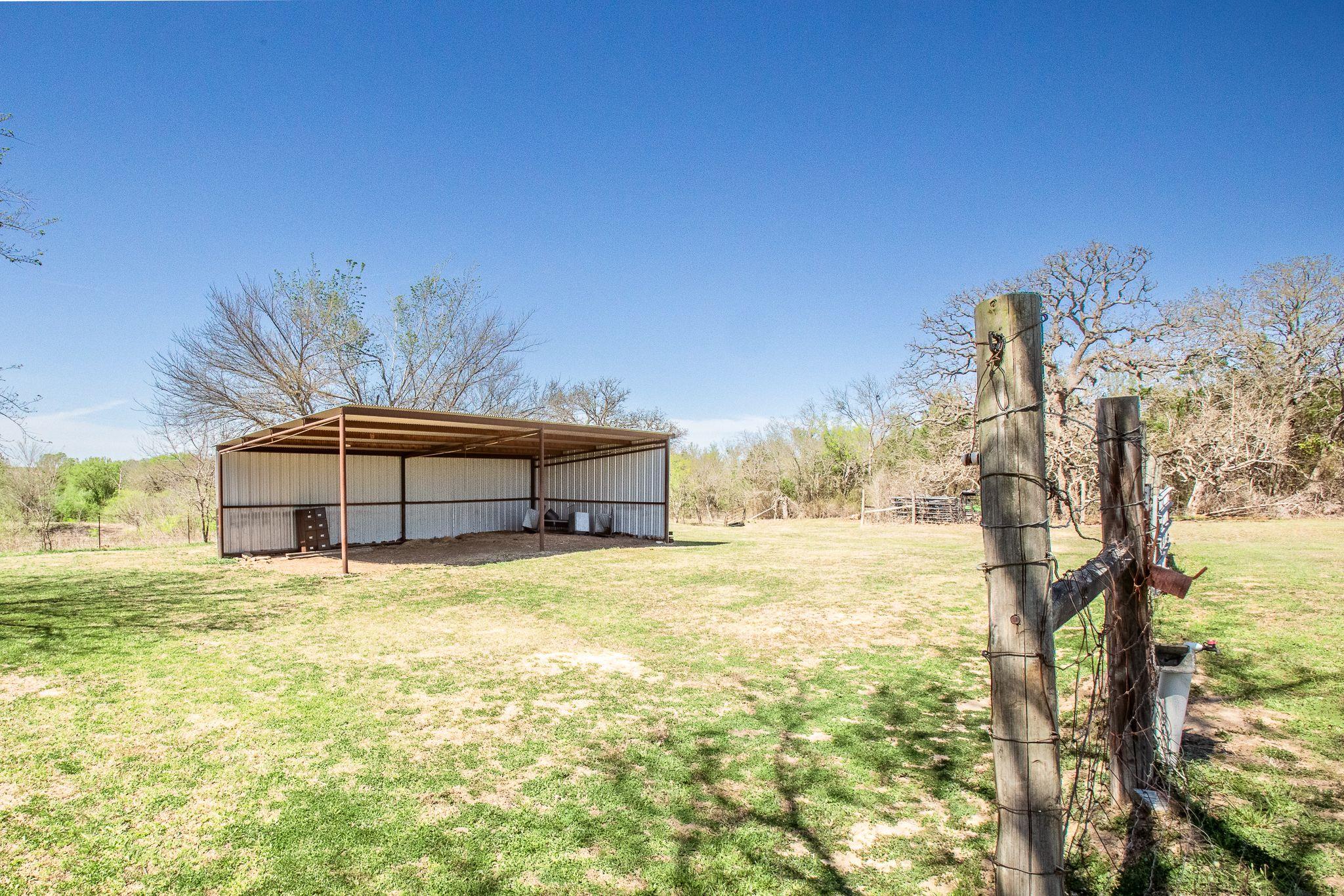 168 Potato Smith Rd, Elgin, TX 78621