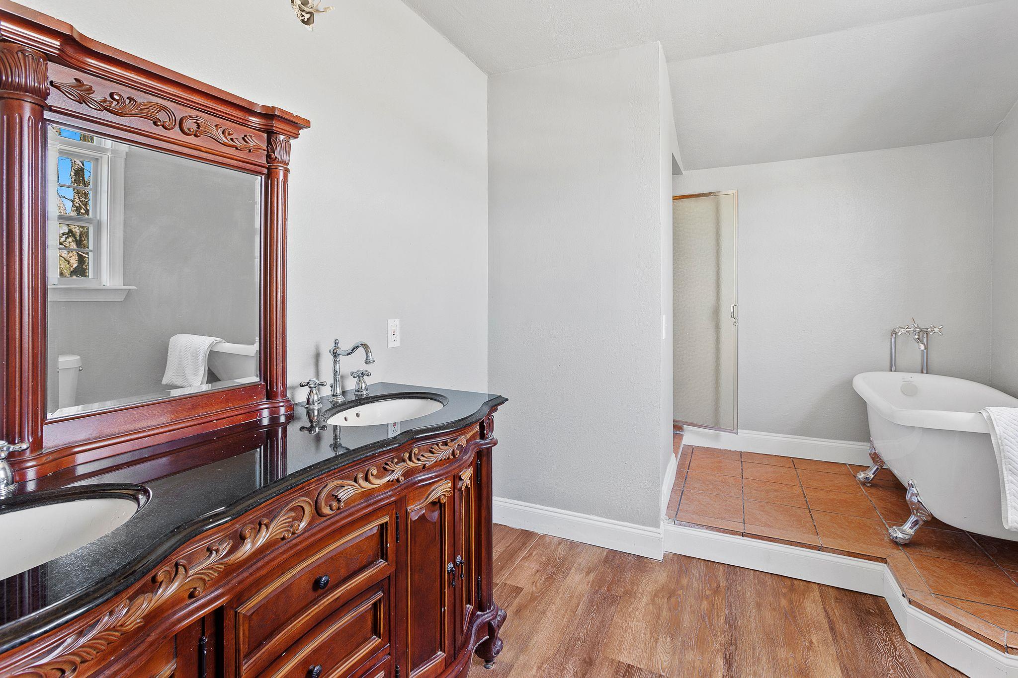 168 Potato Smith Rd, Elgin, TX 78621